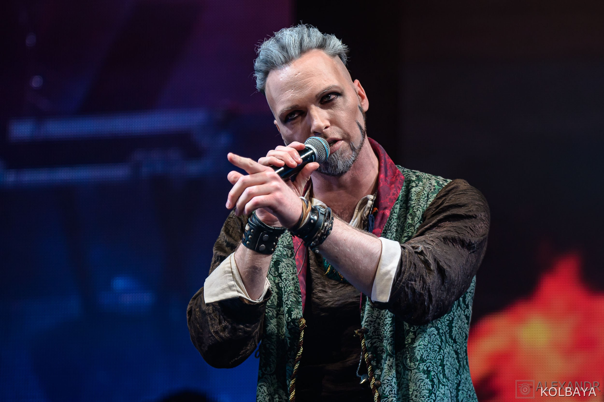 Эльфийская рукопись: Мультивселенная (20/04/2024). Концертный и театральный репортажный фотограф в Москве Александр Колбая