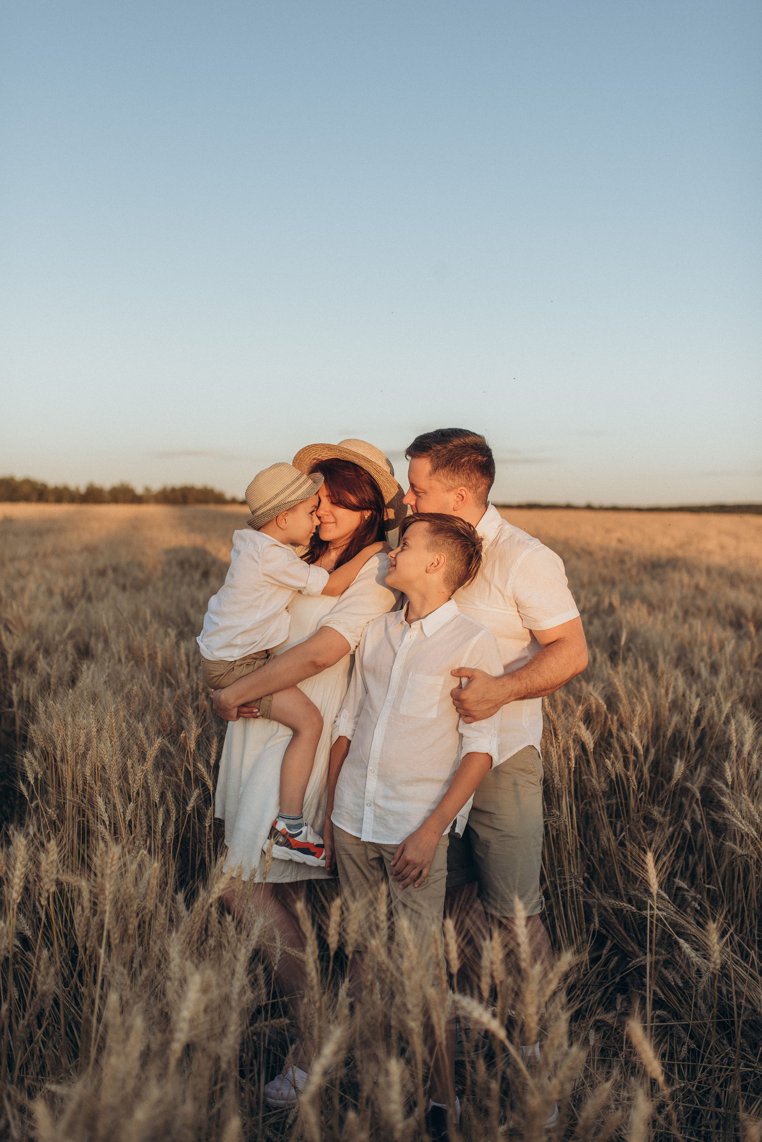 Семейная летняя прогулка. Семейный фотограф в Москве Екатерина Север