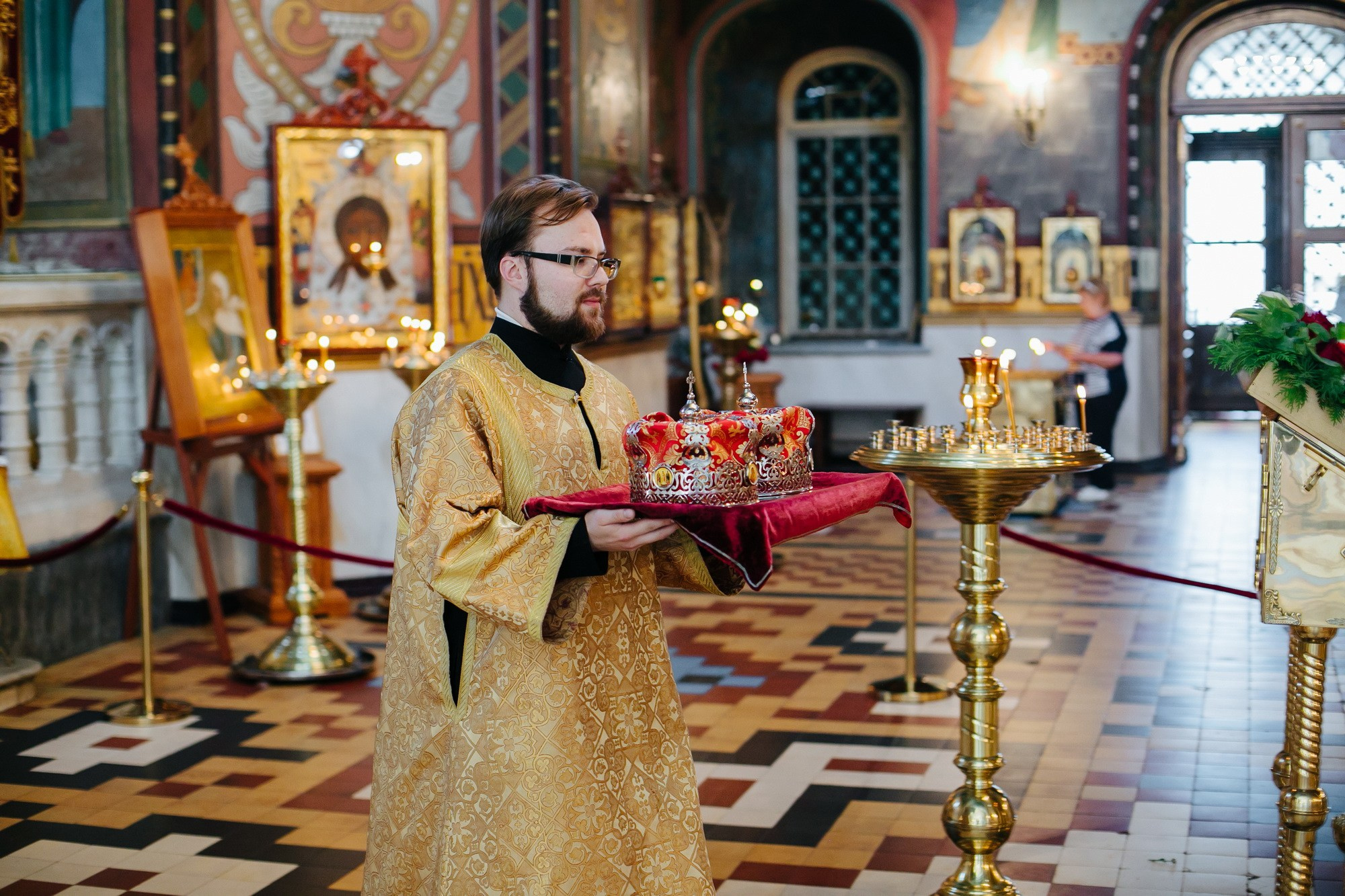 Венчание собор Петра и Павла г.Петергоф, где лучше венчаться в спб, примеры венчания, красивый храм для венчания, душевная церковь повенчаться, обвенчаться в Санкт-Петербурге