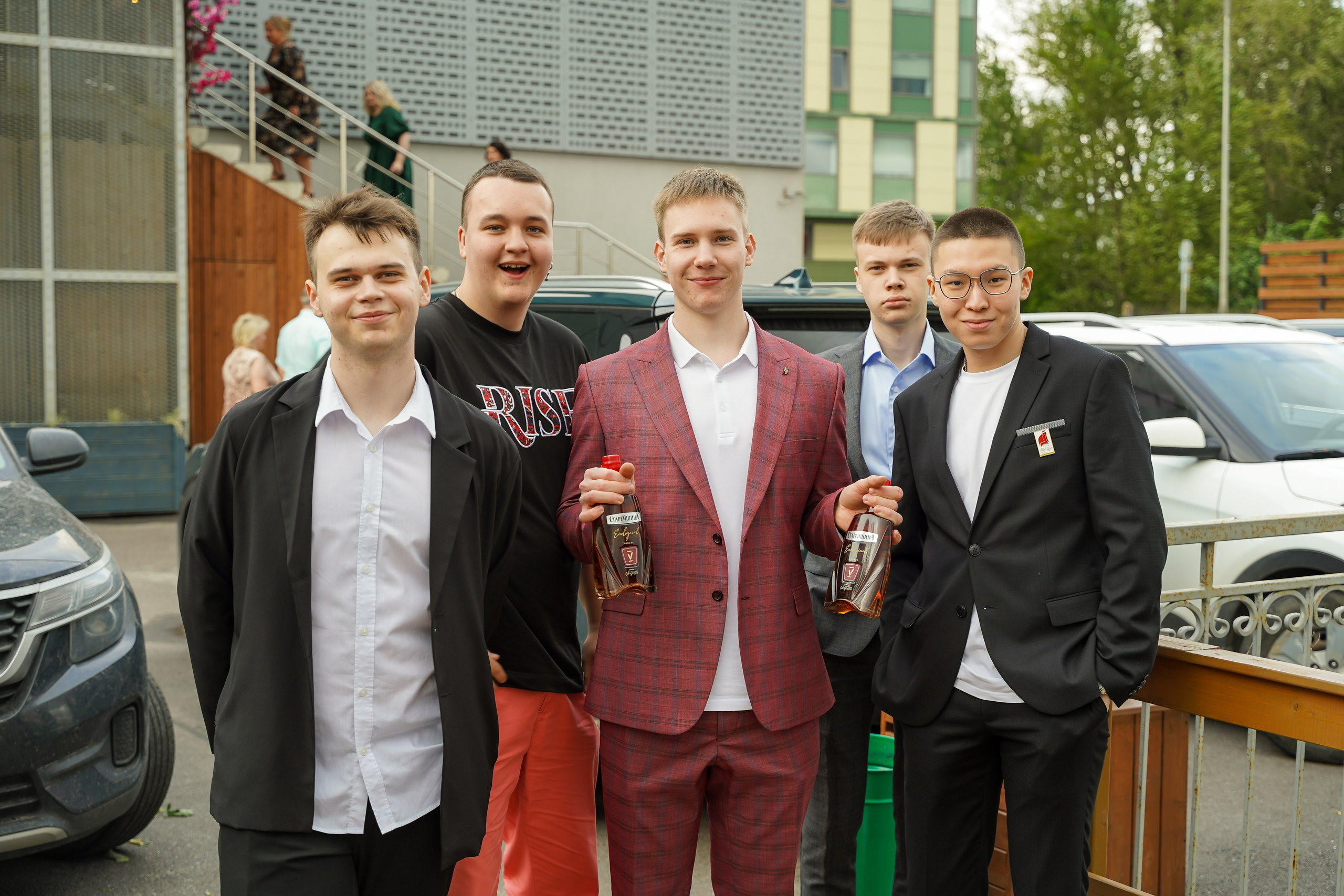 Выпускные. Репортажный фотограф и видеограф в Санкт-Петербурге