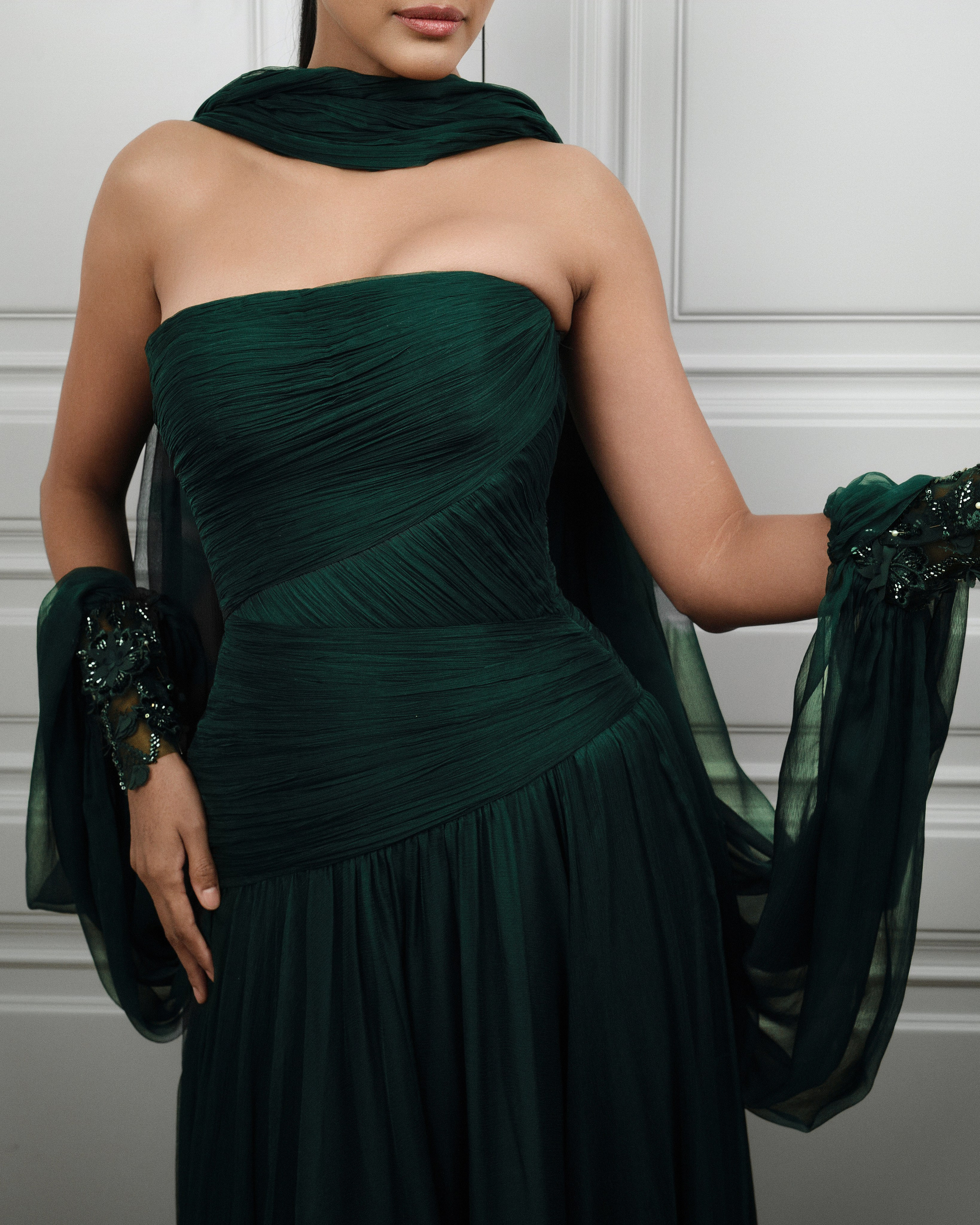 Brand Dress. NOIZOMAX Художественный фотограф в Дубай