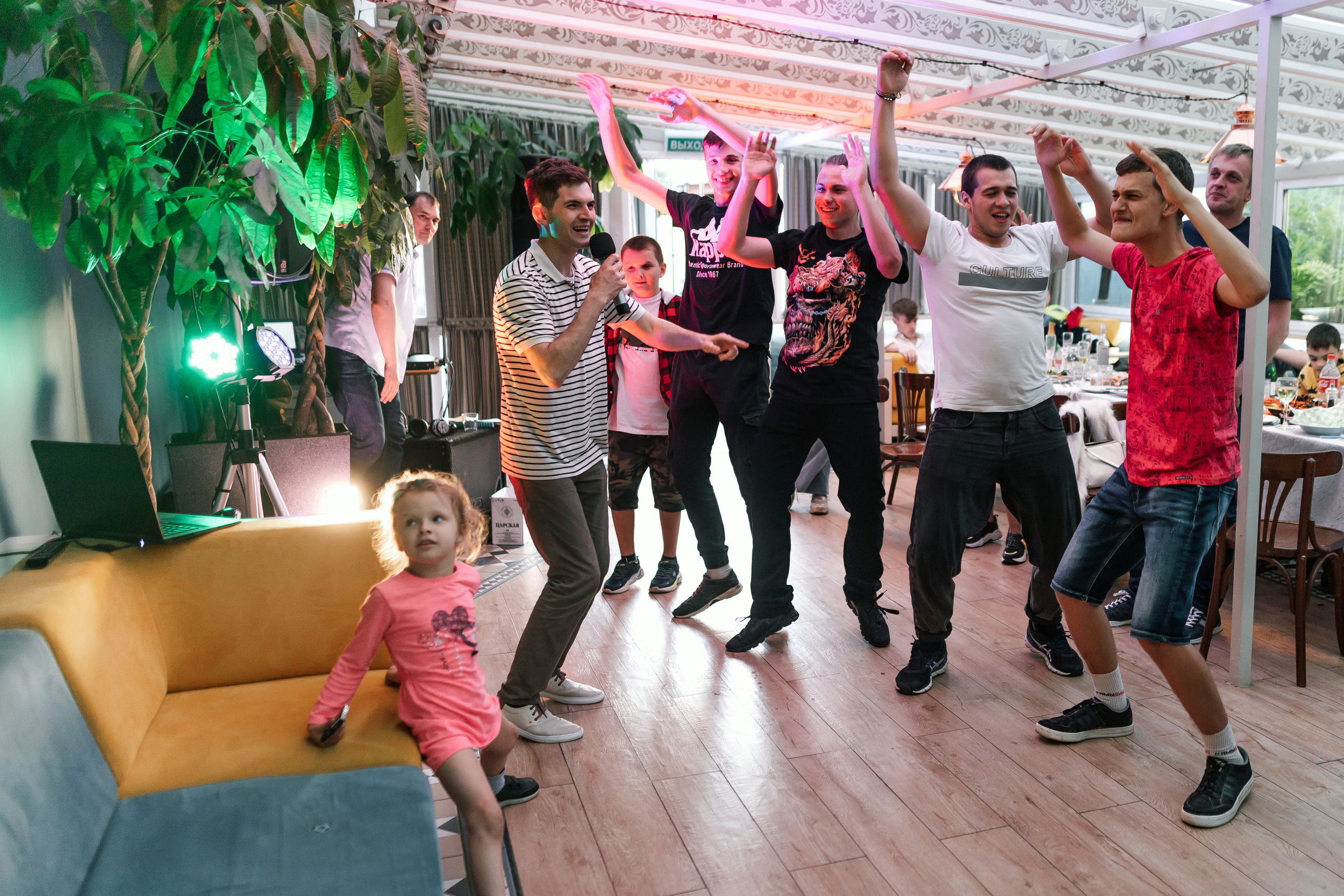 Сергей 18 лет. Свадебный фотограф Михаил Александров