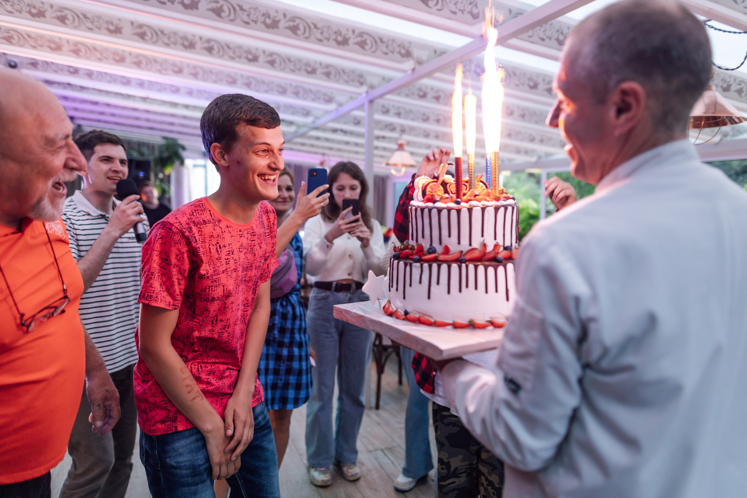 Сергей 18 лет. Свадебный фотограф Михаил Александров