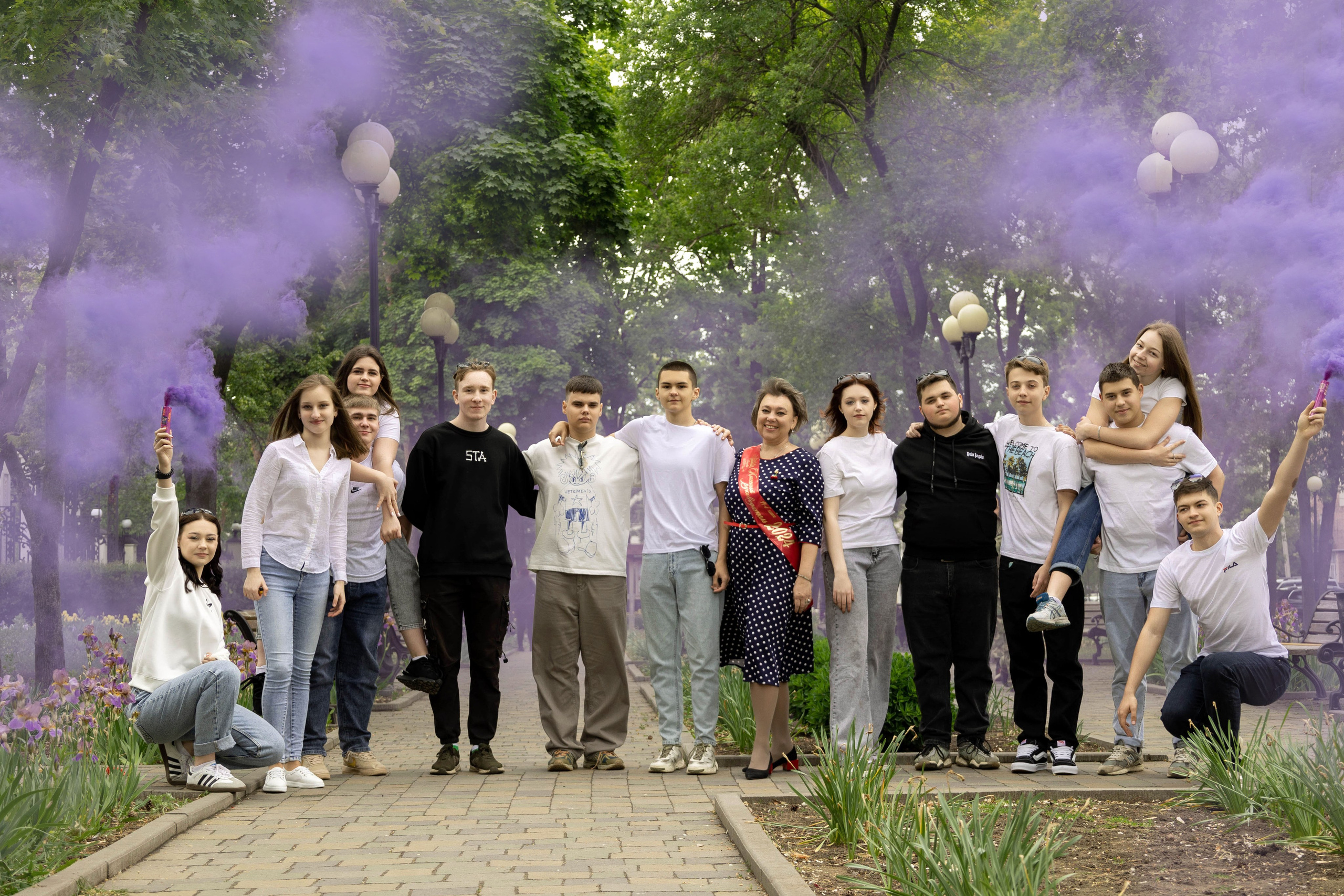 Школа № 4. 11 класс. Фотограф Донецк. Горловка. ДНР. Севастополь