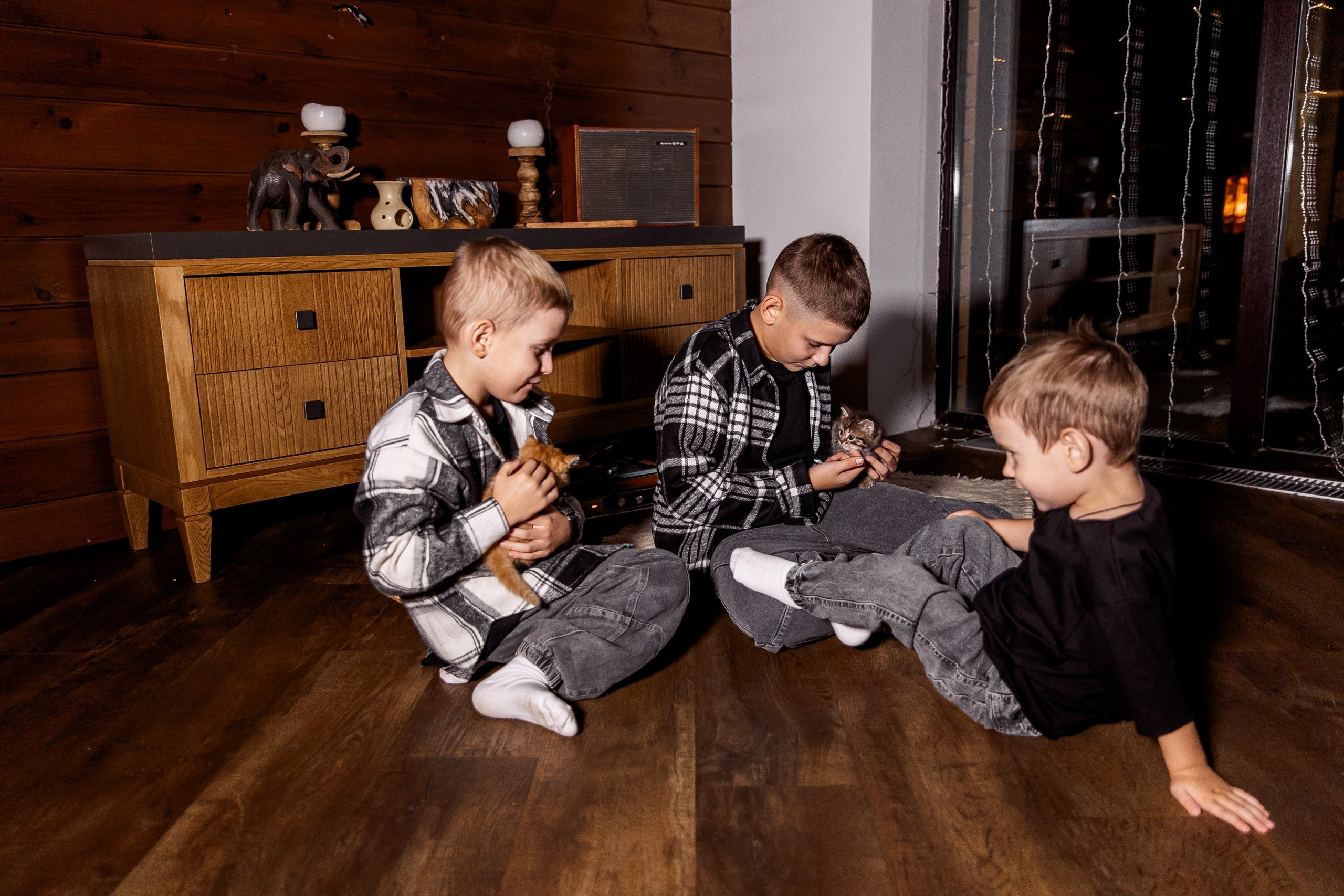 Эдуард и Дарья с сыновьями. Свадебный и семейный фотограф в Челябинске Юлия Ишимова