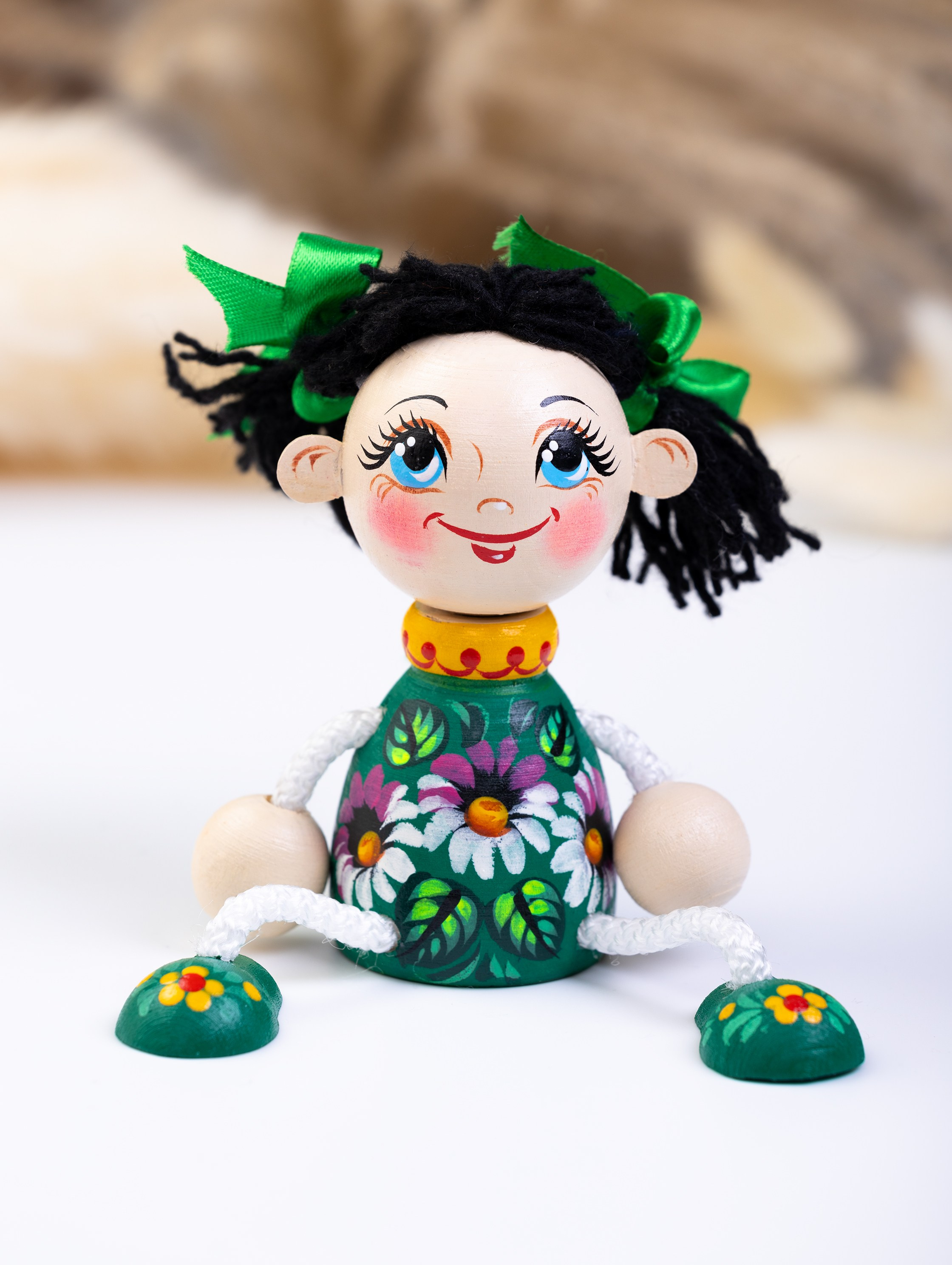 Деревянные игрушки ручной росписи. Фотостудия T-CUBE