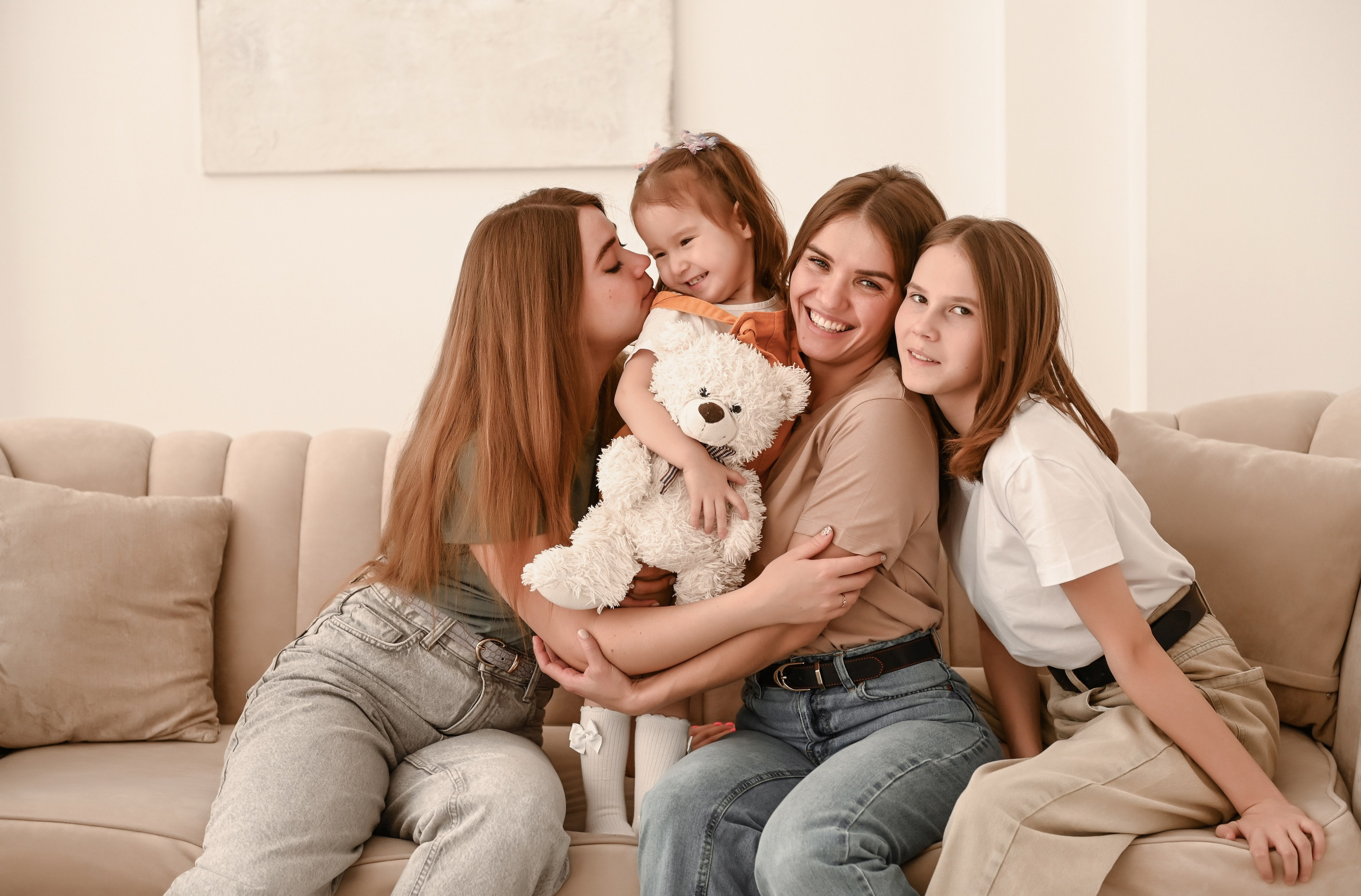 Семейная студийная  фотосессия 2. Свадебный, семейный, детский, контент фотограф в Омске Максим Ильин