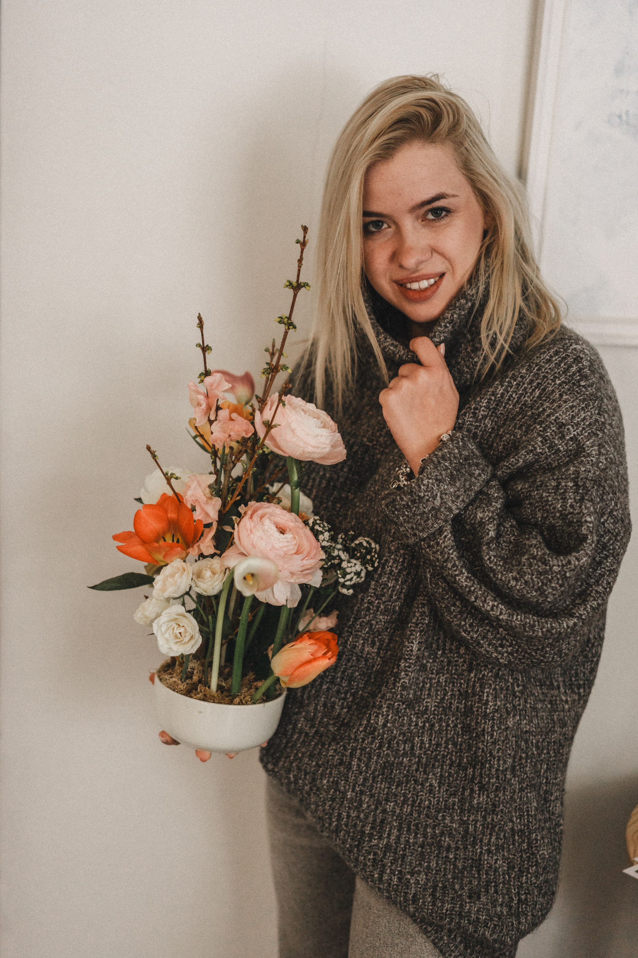 OCHEN' — цветочная встреча 14 февраля. Семейный и детский фотограф и видеограф в Москве, Серпухове и Тарусе Валерия Сорокина