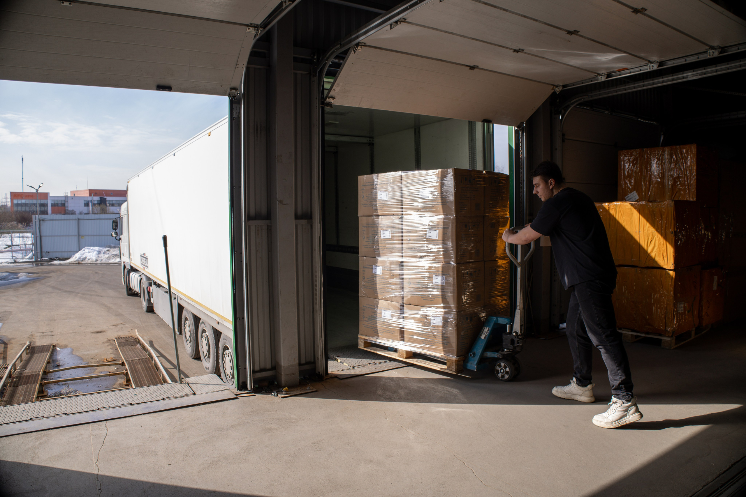 Фотосъемка производственных и рабочих процессов. Фото и видео контент для бизнеса в Москве и Московской области