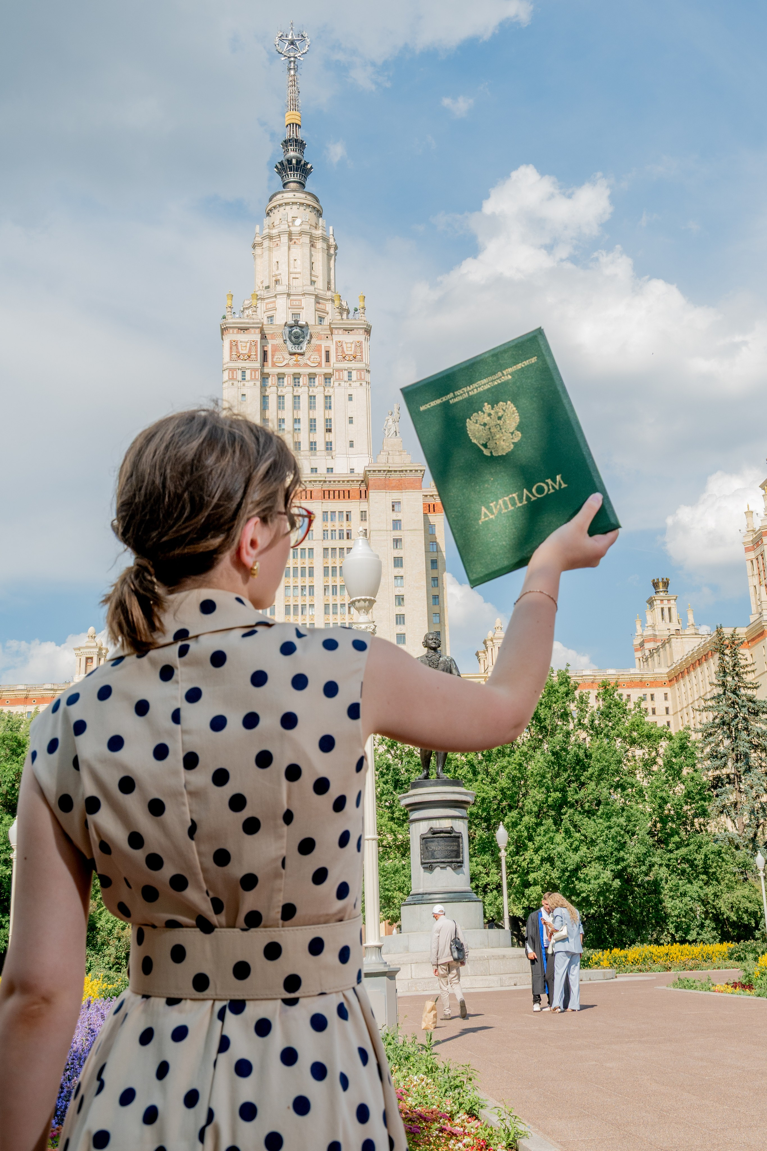 Выпускной МГУ '26. Коммерческий фотограф в Москве | Семейные, Love Story, индивидуальные съёмки | Никита Вышинский