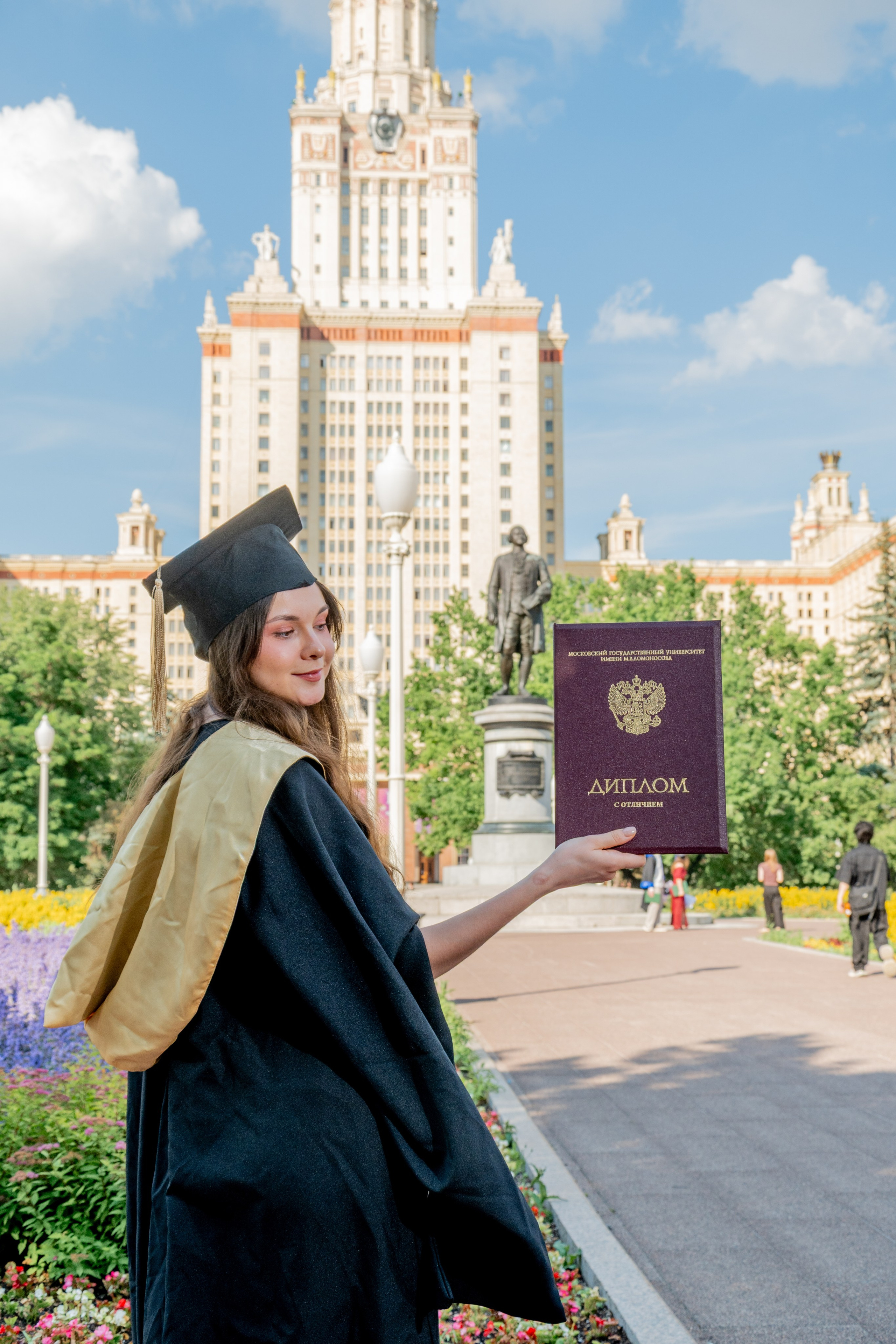 Выпускной МГУ '26. Коммерческий фотограф в Москве | Семейные, Love Story, индивидуальные съёмки | Никита Вышинский