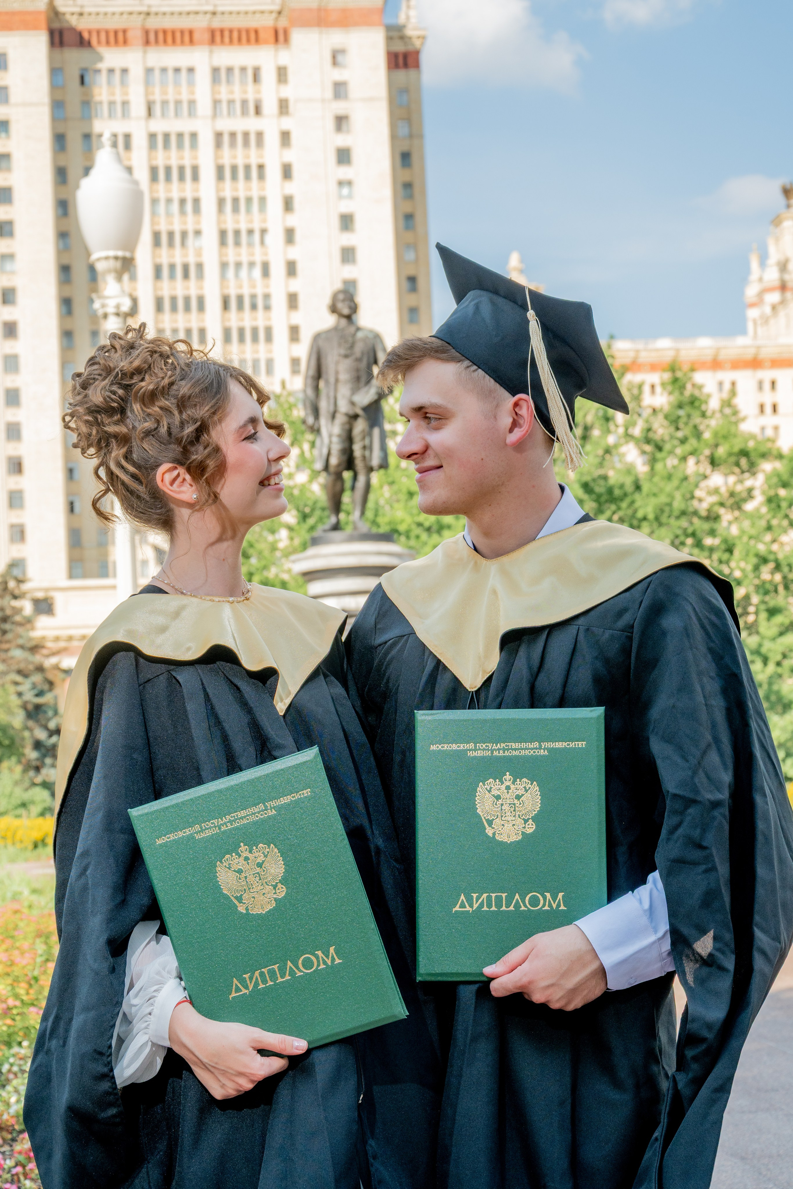 Выпускной МГУ '26. Коммерческий фотограф в Москве | Семейные, Love Story, индивидуальные съёмки | Никита Вышинский