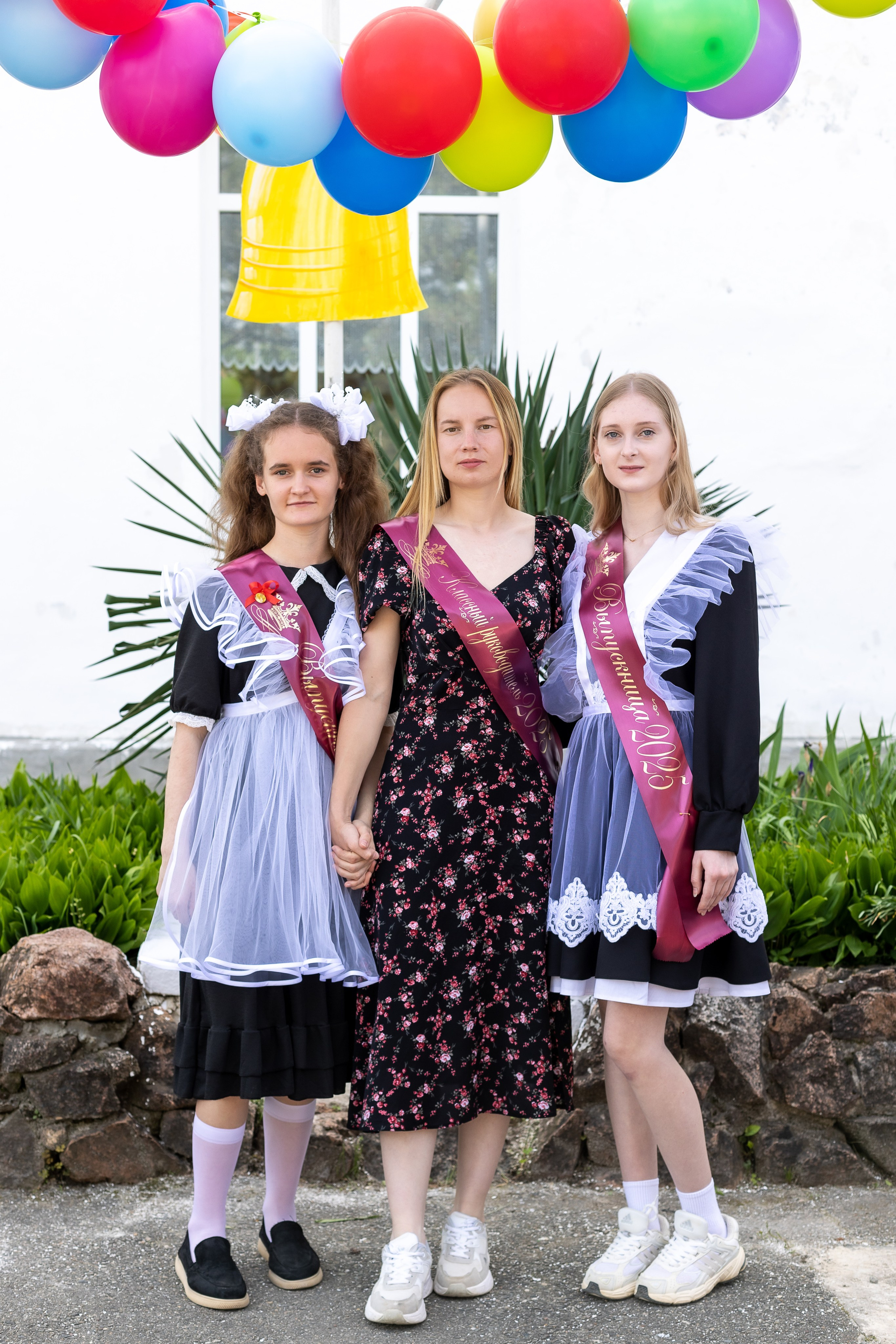 Последний звонок. Выпускные альбомы Майкоп, Краснодар Елена Золотарева