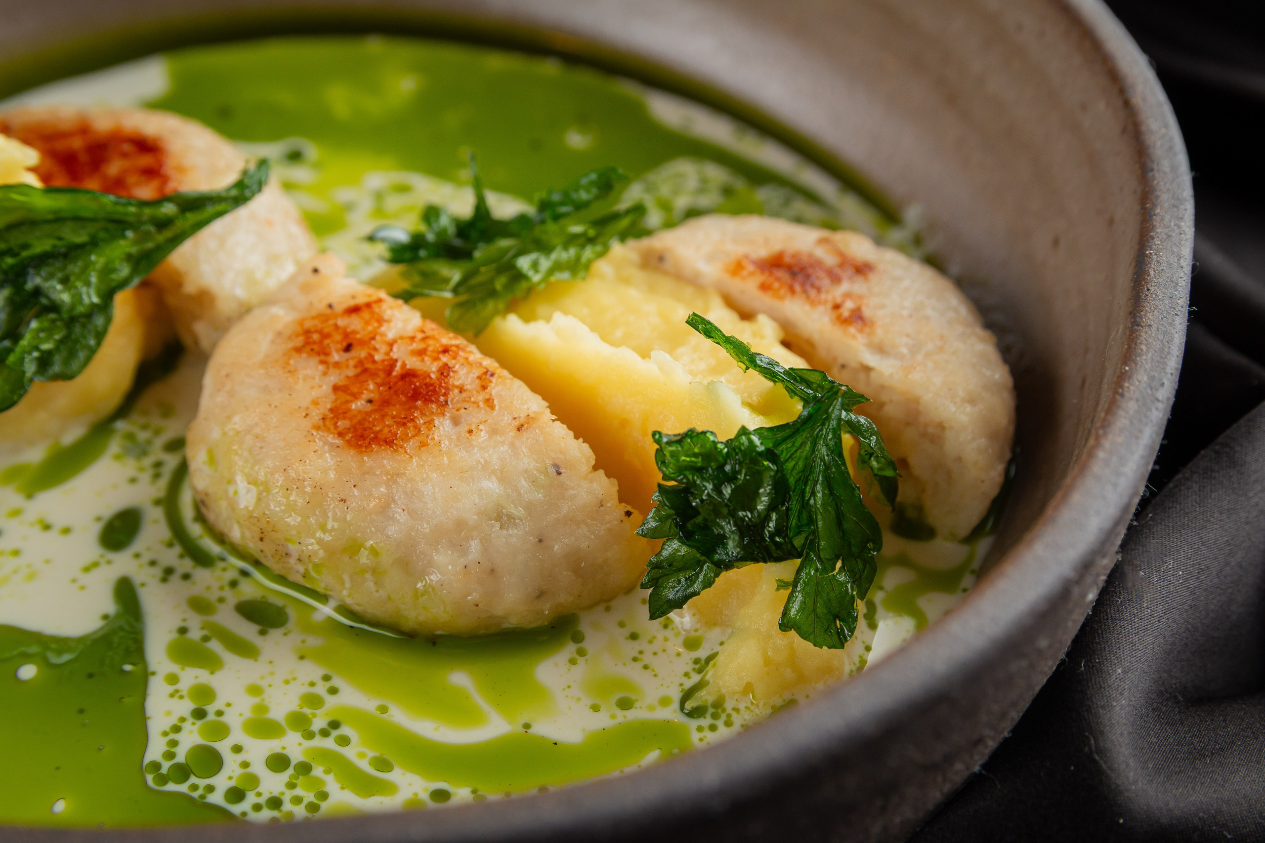 Amar. Александр Стряпунин — предметный фотограф в Улан-Удэ