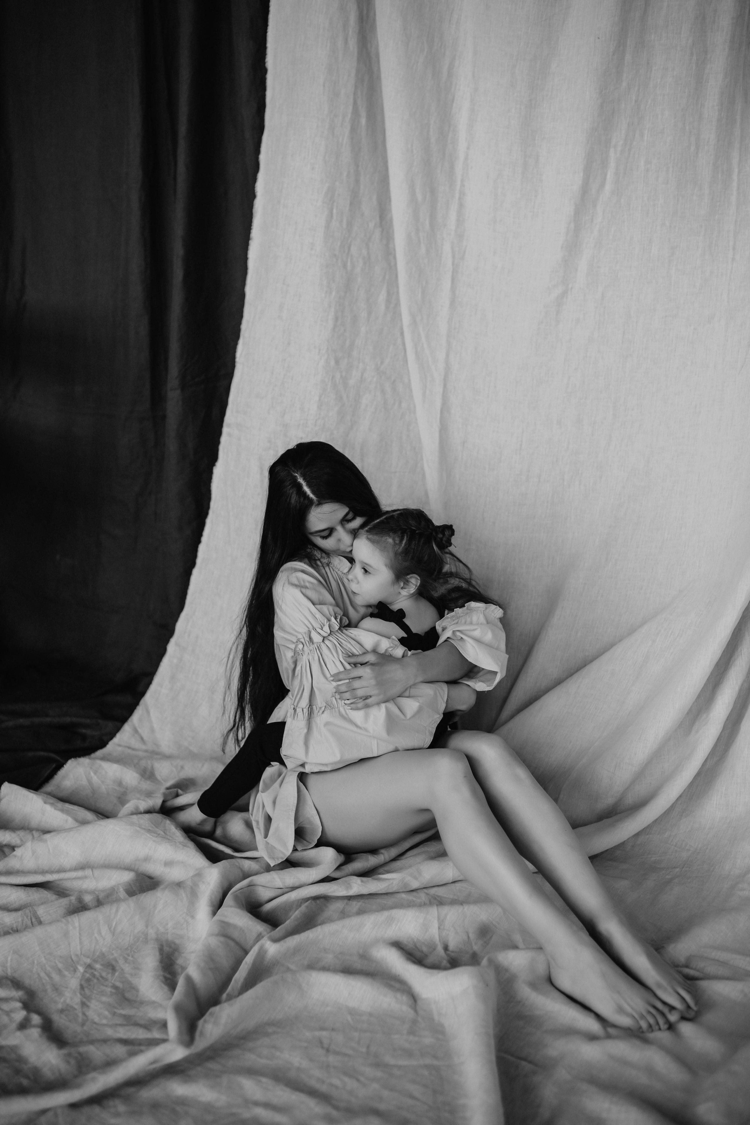 Соня и Эмма. Услуги Фото и Ретуши