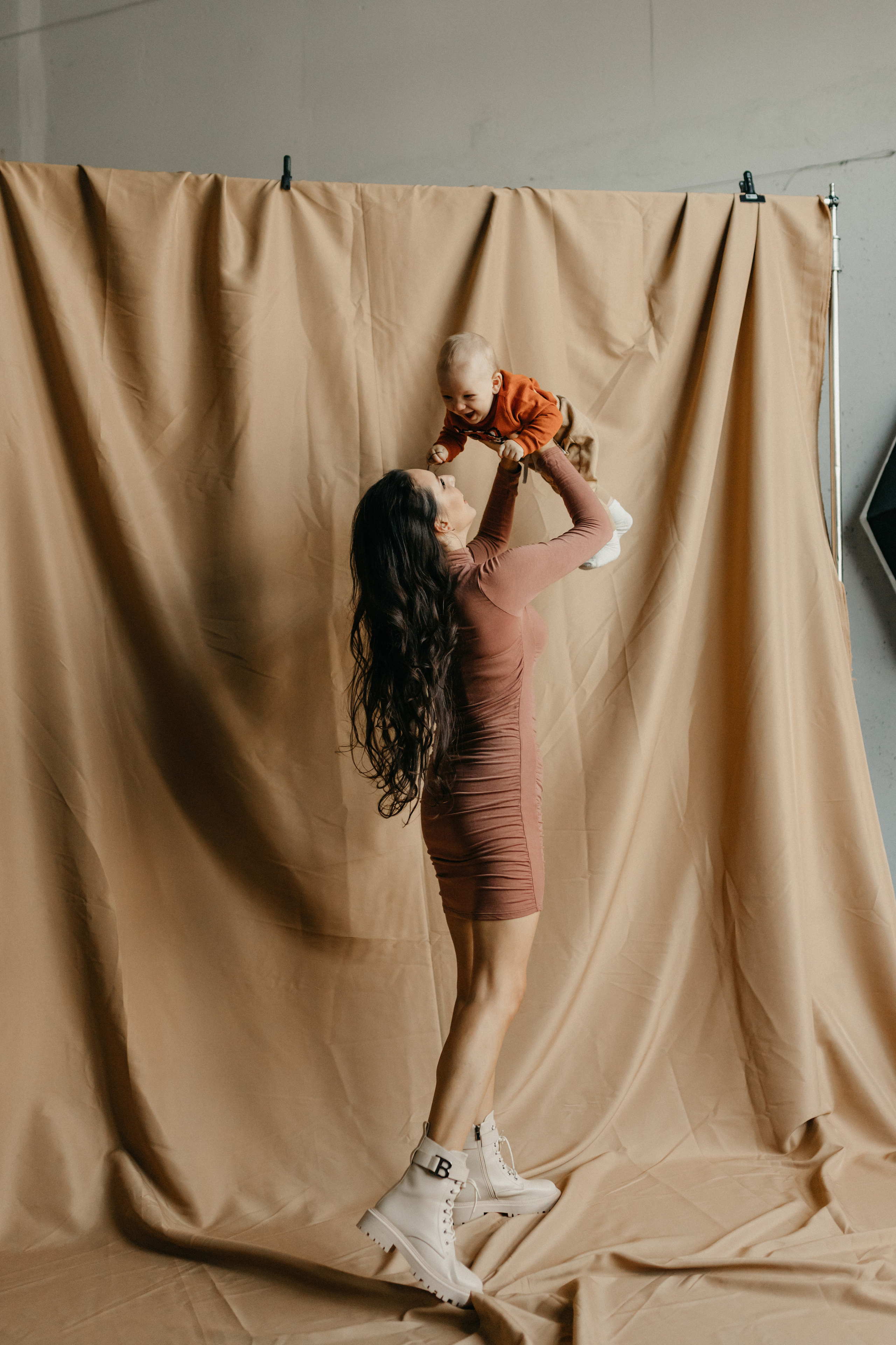 Вика и Артём. Услуги Фото и Ретуши