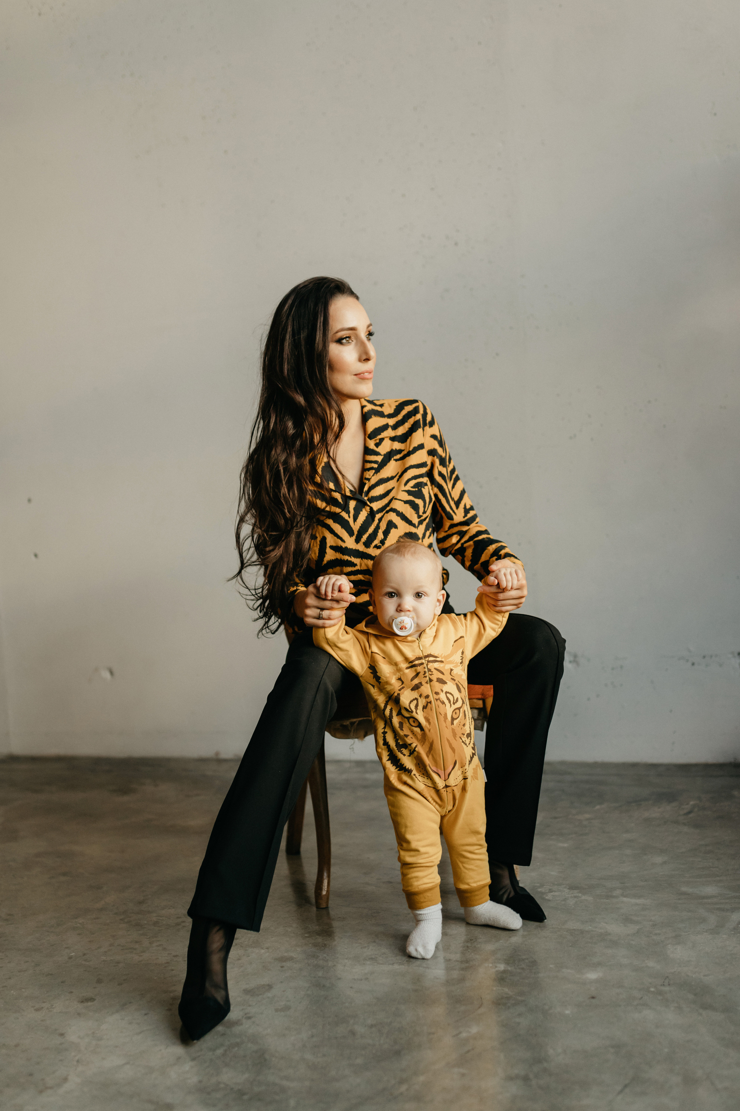 Вика и Артём. Услуги Фото и Ретуши