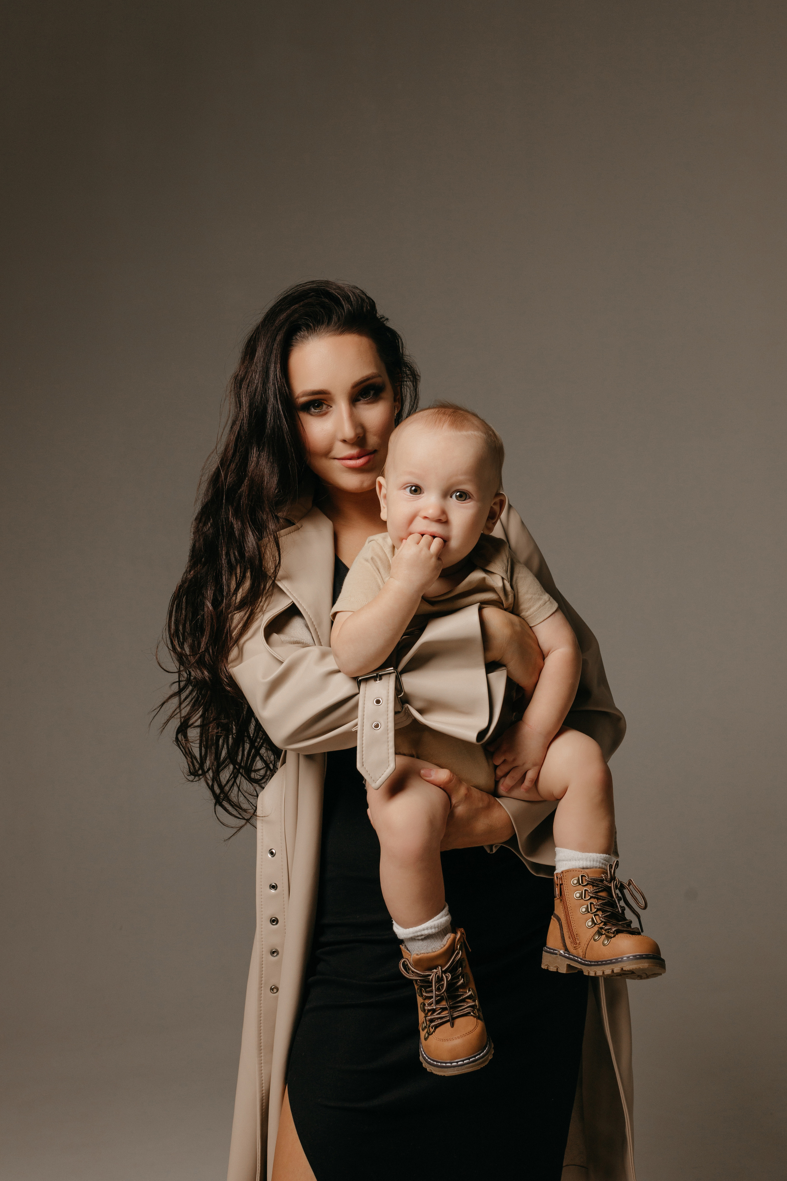 Вика и Артём. Услуги Фото и Ретуши