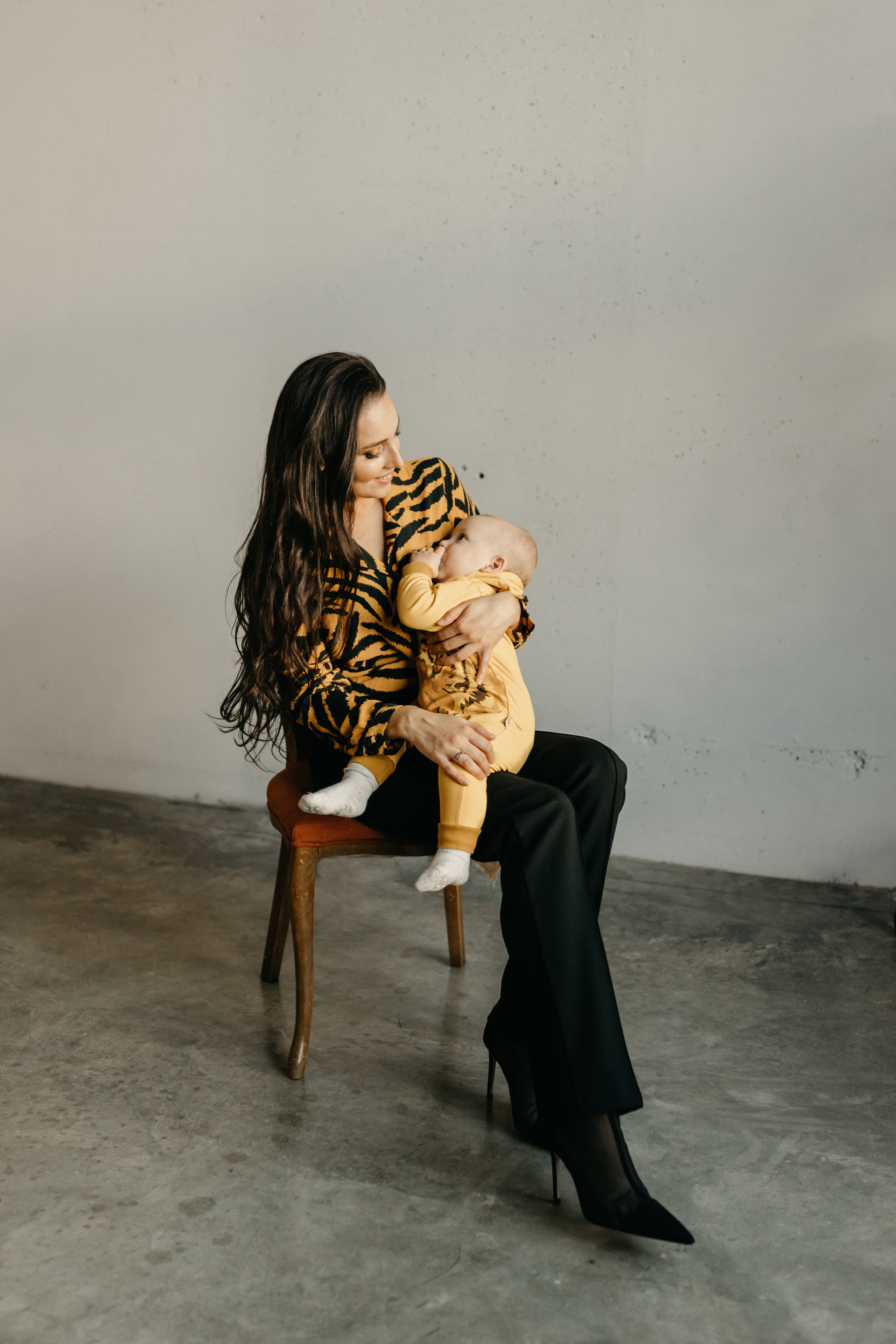 Вика и Артём. Услуги Фото и Ретуши