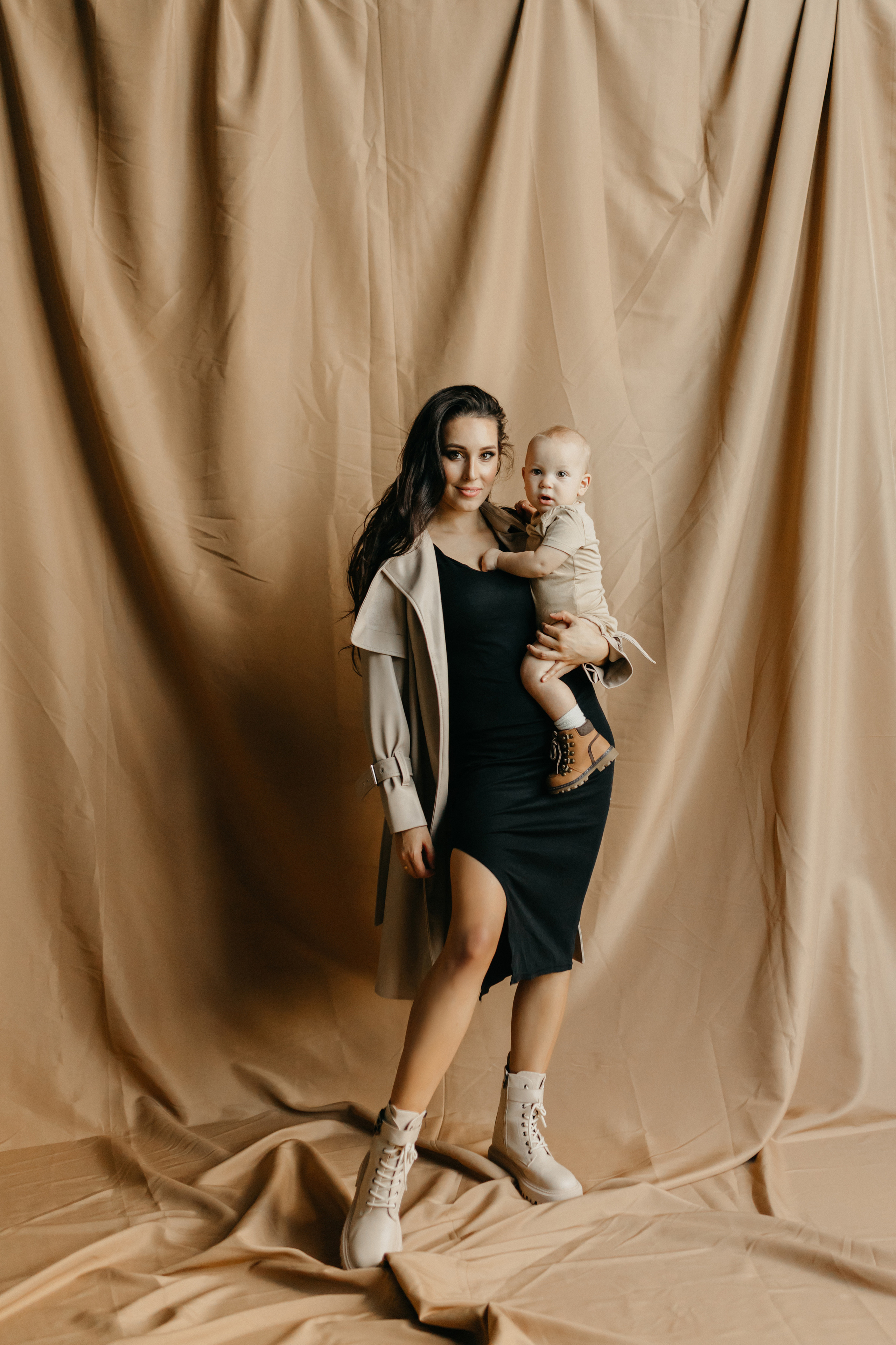 Вика и Артём. Услуги Фото и Ретуши