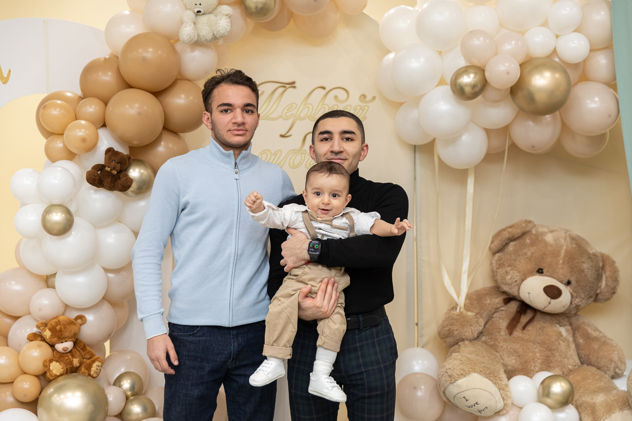 Первый зубик Али. Фотограф Татьяна Генева