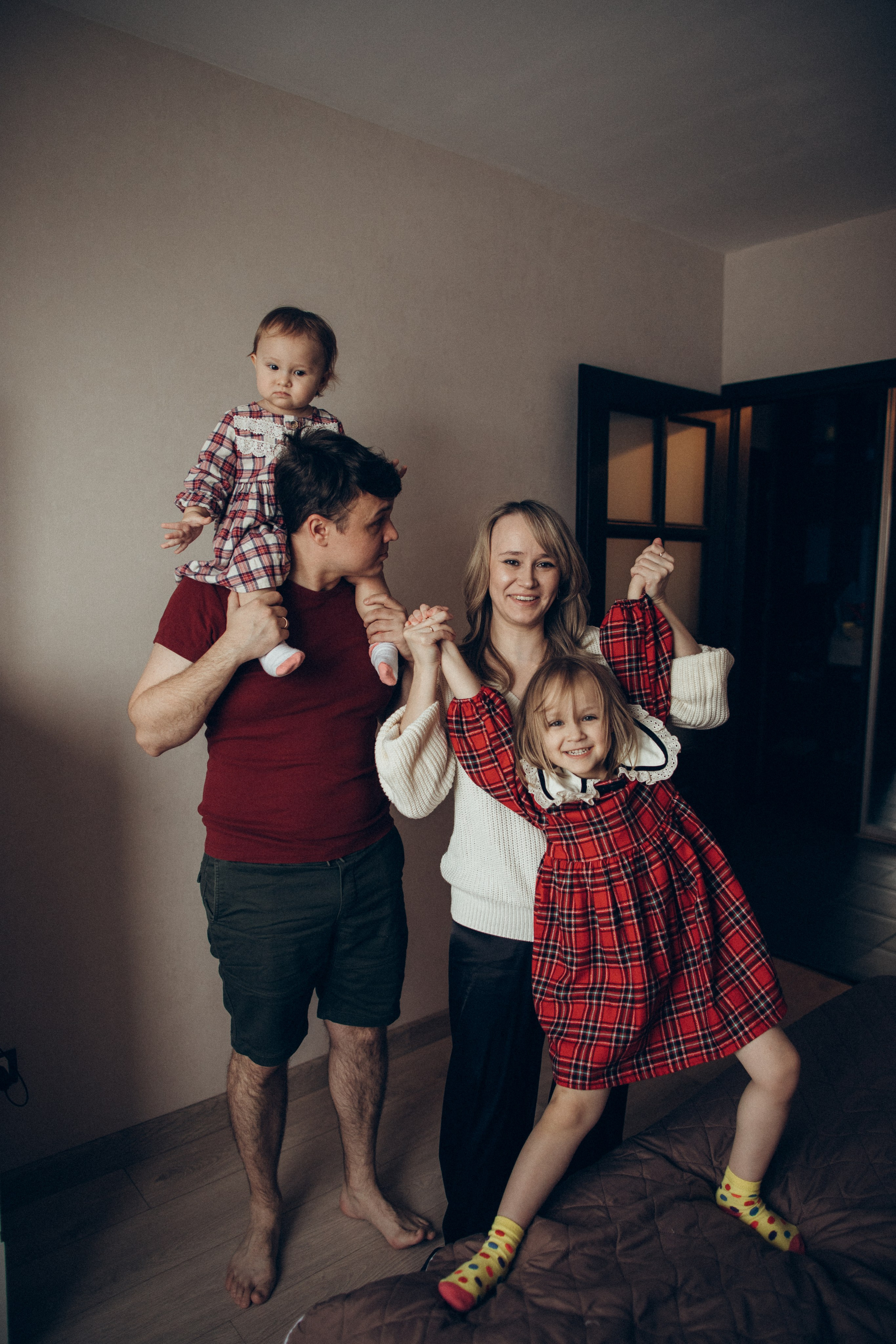 Максим, Динара, Варя, Лера. Семейный фотограф новорожденных УФА Гульнара Зиновьева