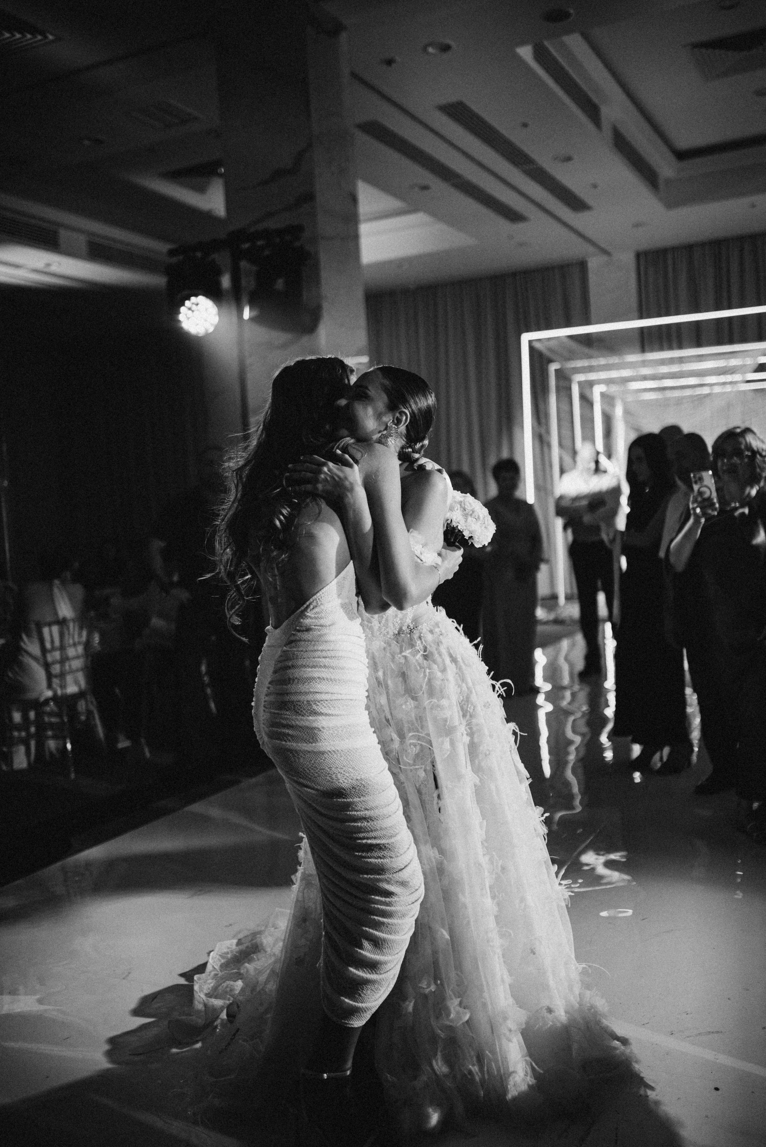 Александр и Виктория | Полный свадебный день. Выступала в качестве второго фотографа. Фотограф Санкт-Петербург, Новороссийск