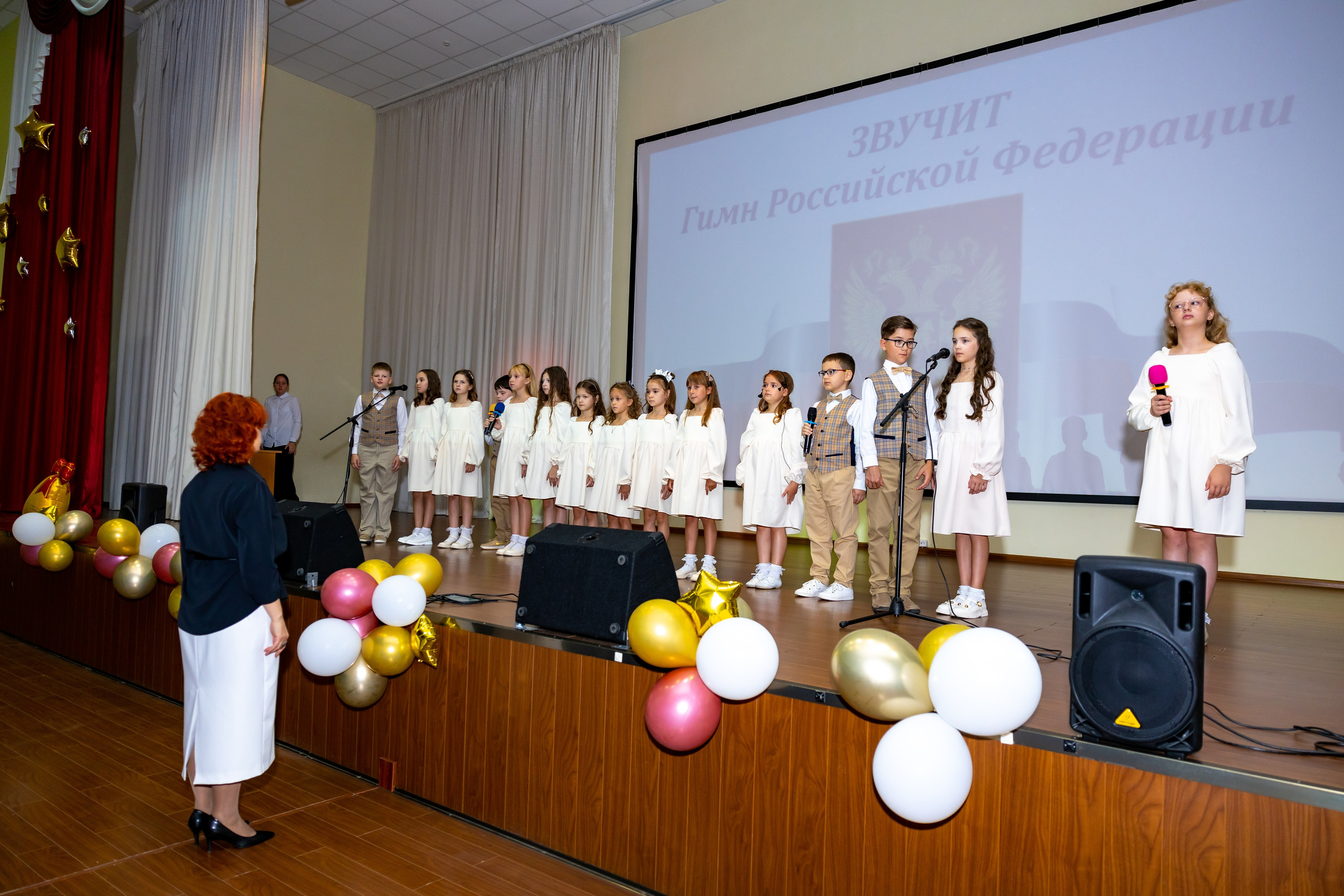 1 сентября. Дарья Бухреева — фотограф, видеограф и фототерапевт. Москва и мир