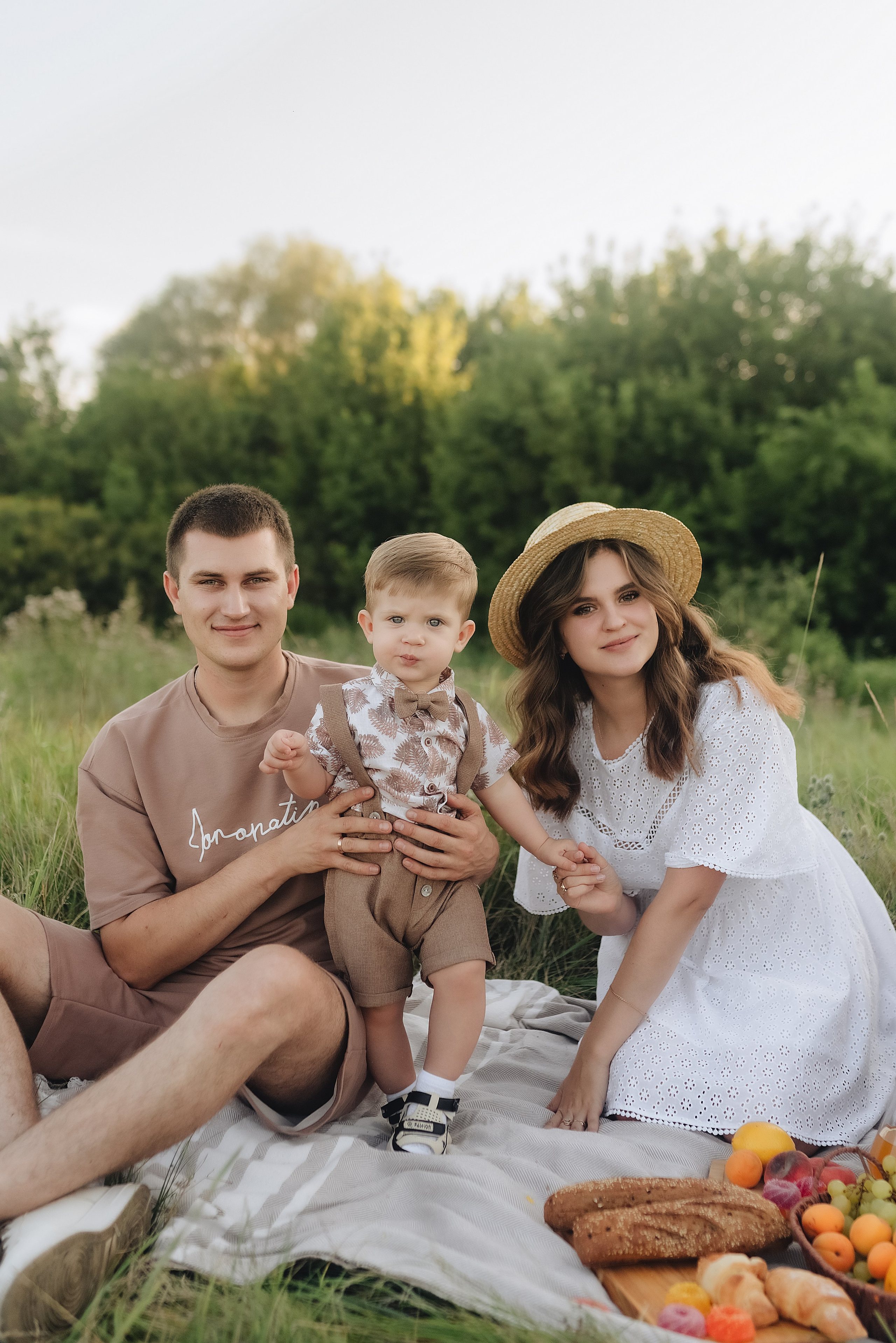 Светлана, Сергей и Женя | Семейная съемка на закате. Фотограф Карина Шмулёва. Воронеж и область