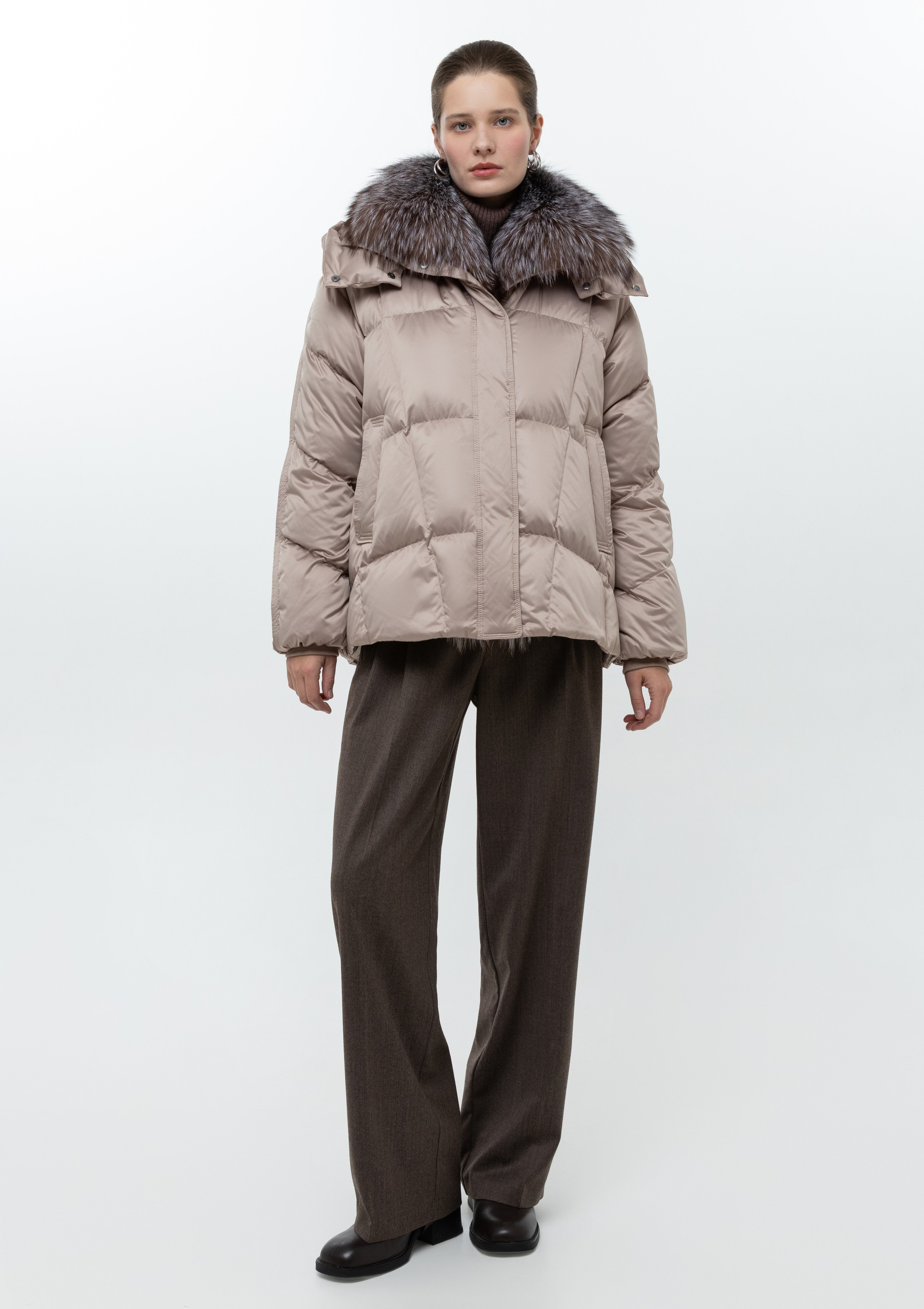 Каталог. Верхняя одежда + трикотаж бренда. 4ч,. Визажист для брендов, Фэшн продюсер Олеся Глушкова