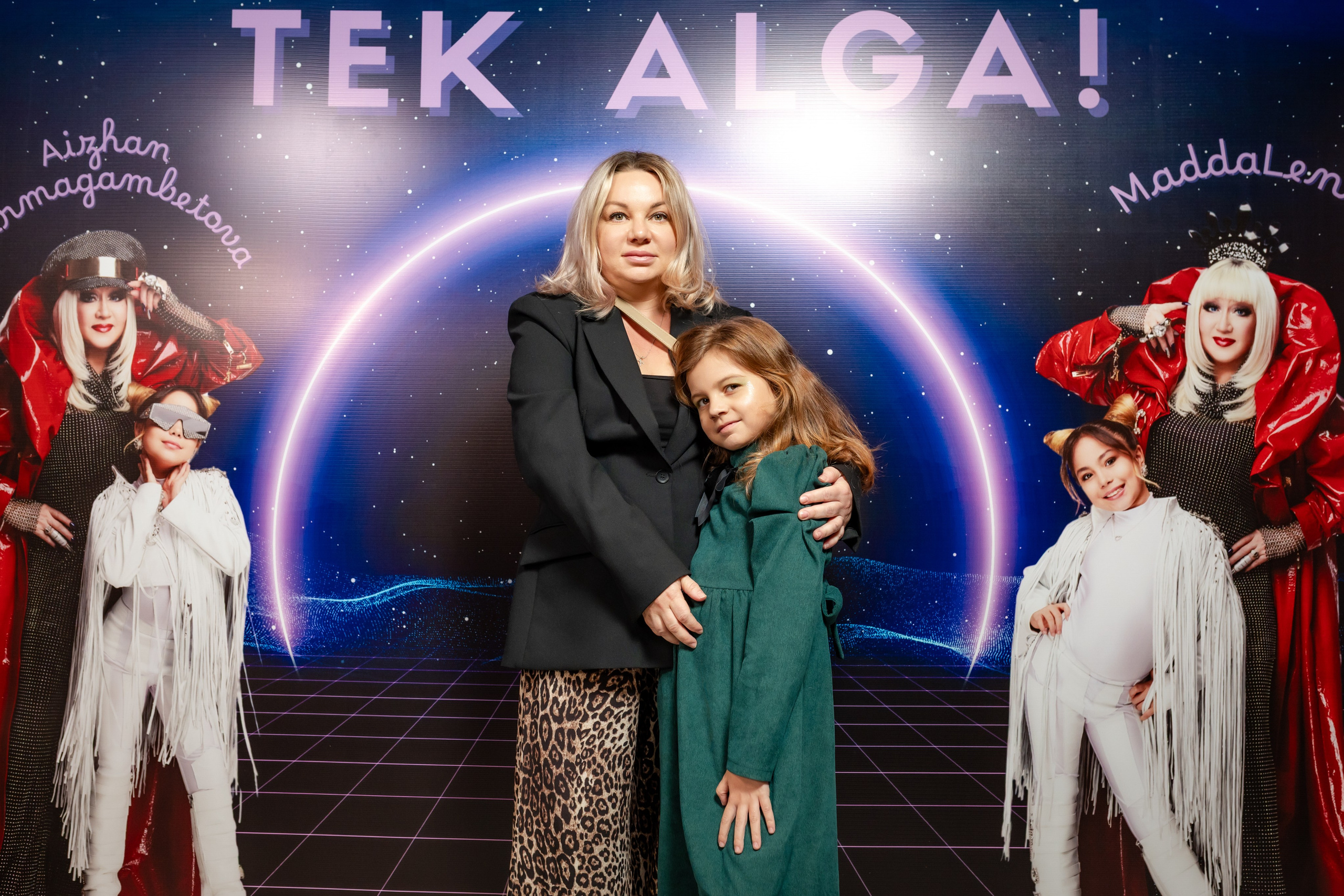 Репортажная фотосъёмка мероприятий в Алматы — презентация клипа | Jora Abramov фотограф. Коммерческий и репортажный фотограф в Алматы — Jora Abramov