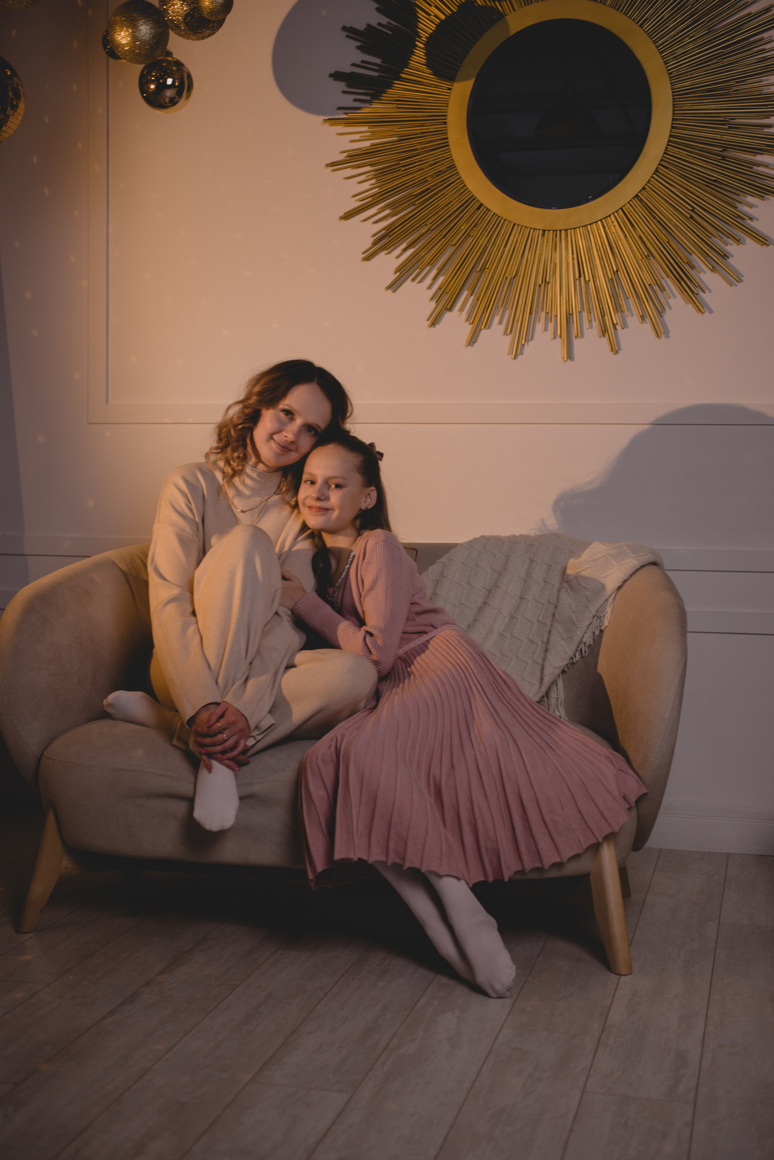 Юля и Настя в студии. Фотограф Людмила Белова