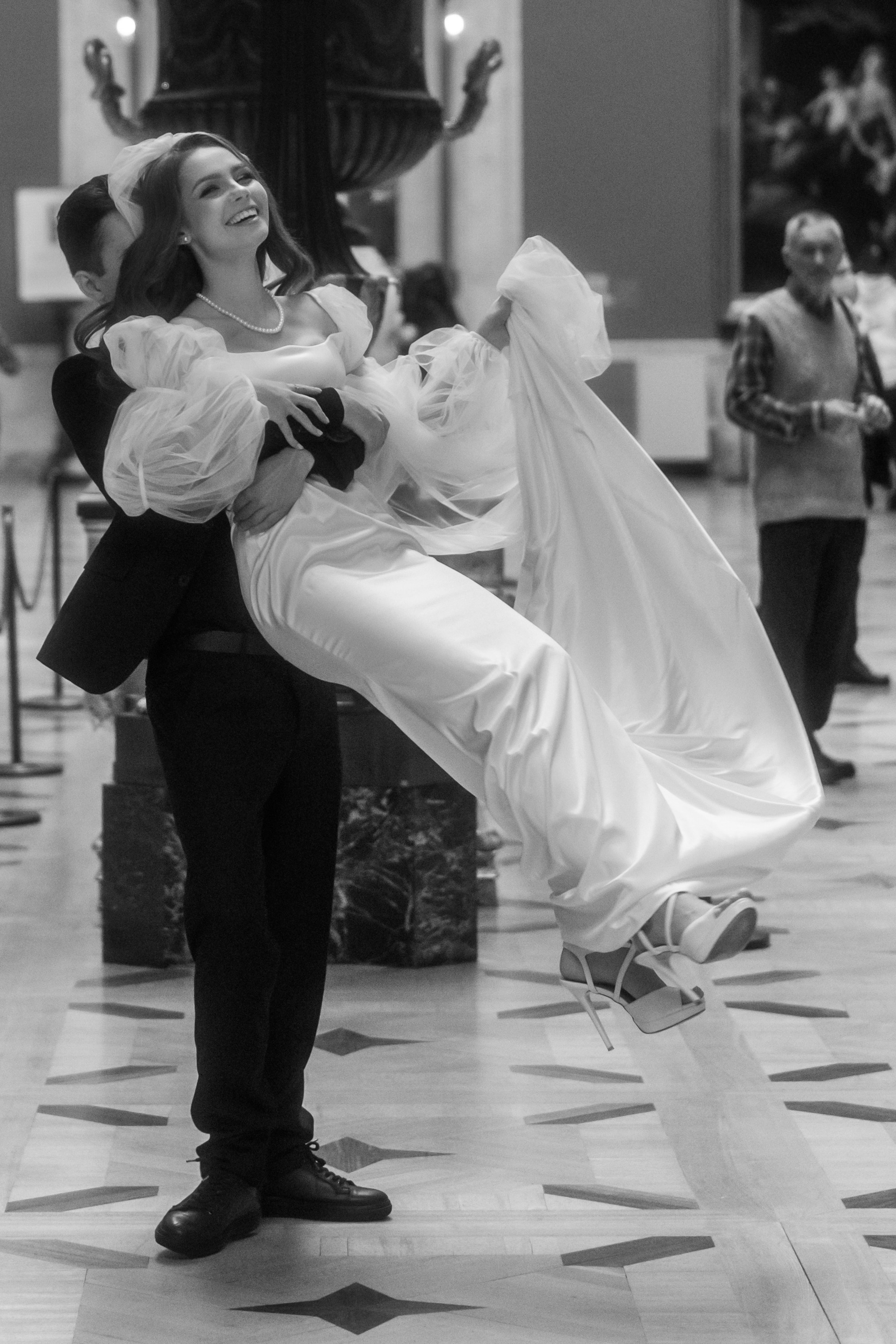 Фотосессия в Эрмитаже упрекрасно передаст Ваш стиль свадьбы!