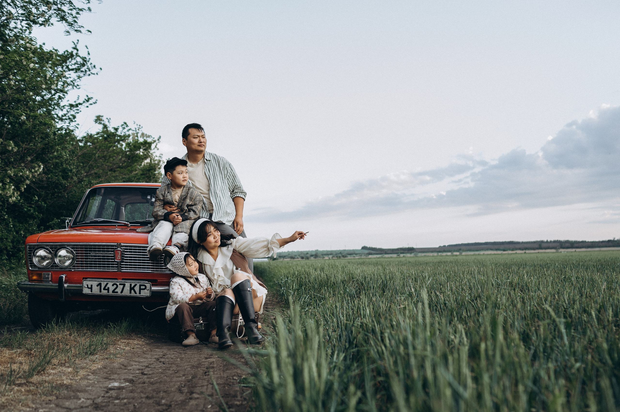 Семейная фотосессия с авто. Семейный фотограф Ростов-на-Дону Татьяна Соколова