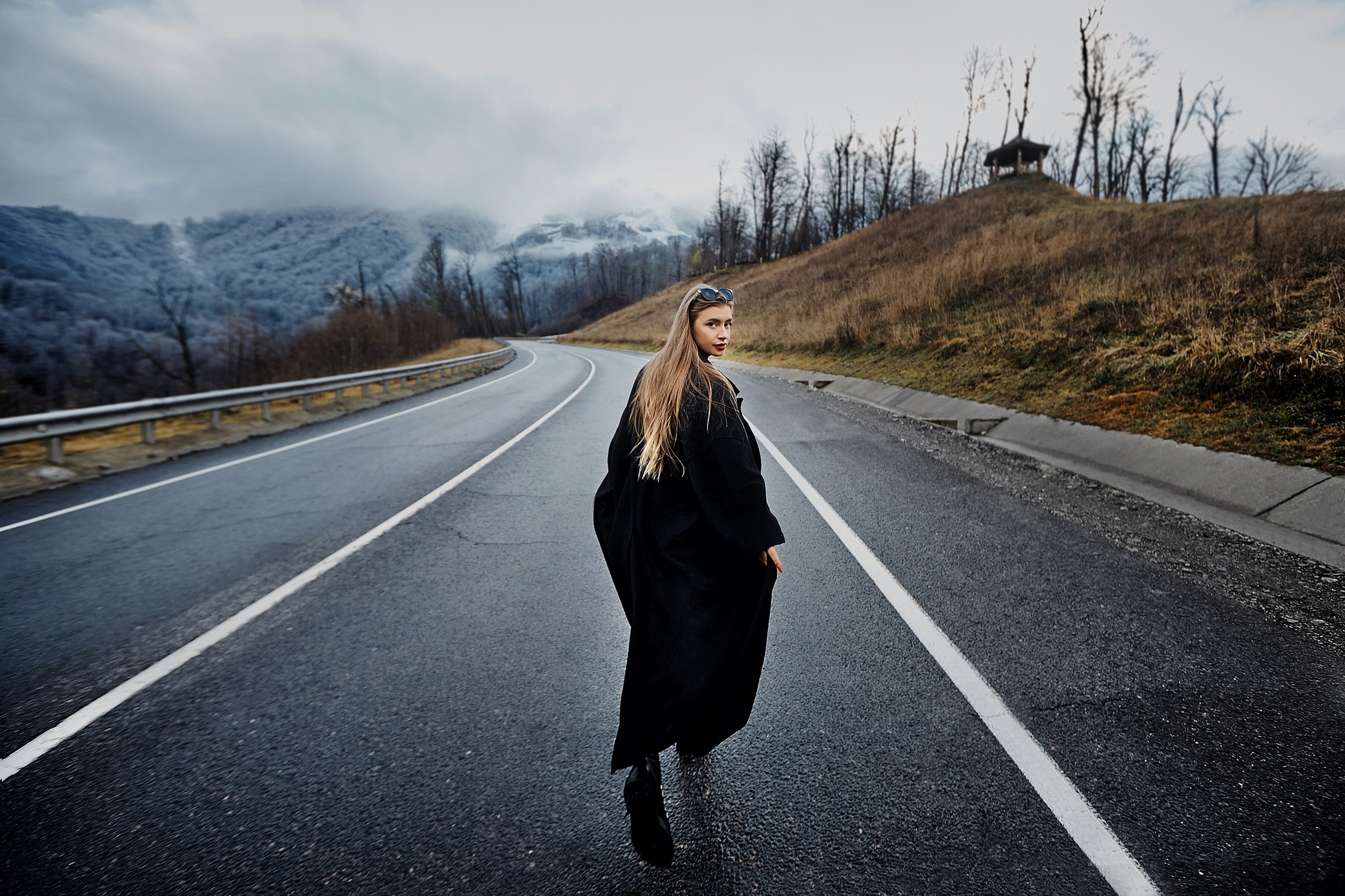 Ангелина в горах. Фото и видео контент в Сочи, фотограф, видеограф Сочи