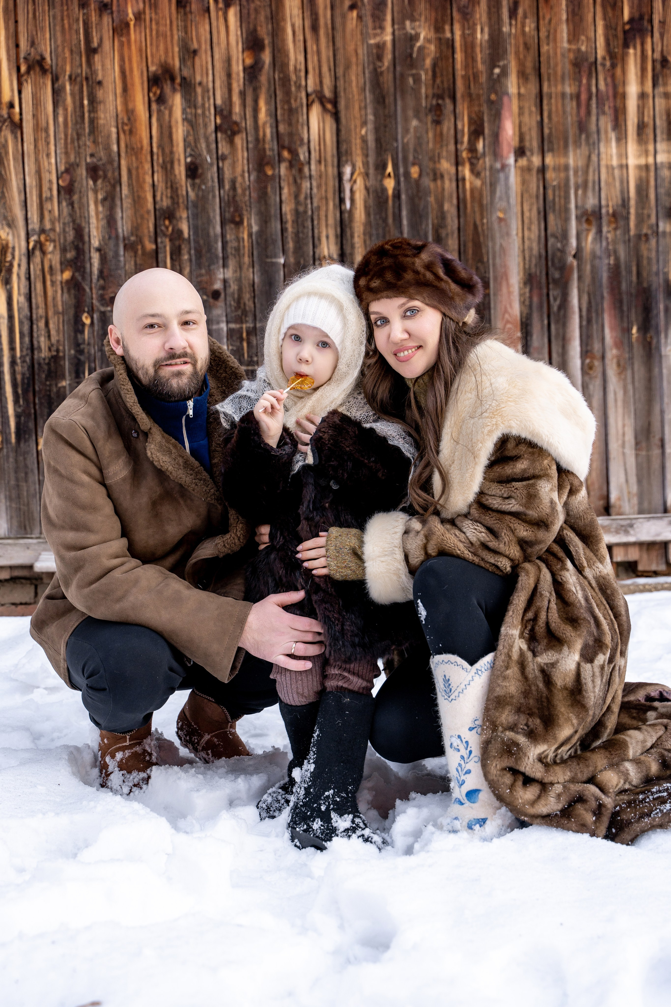 Домашняя семейная фотосессия в Москве, Домодедово, Видное, Бутово, Щербинка. Семейный фотограф Москва и Московская область. Семейная фотосессия на природе. Фотосессия детского праздника. Фотосессия юбилея. Фотосессия в день рождения. Фотограф на годик ребенку. Детский фотограф. Фоторепортаж семейного праздника. Детский фотограф Москва.