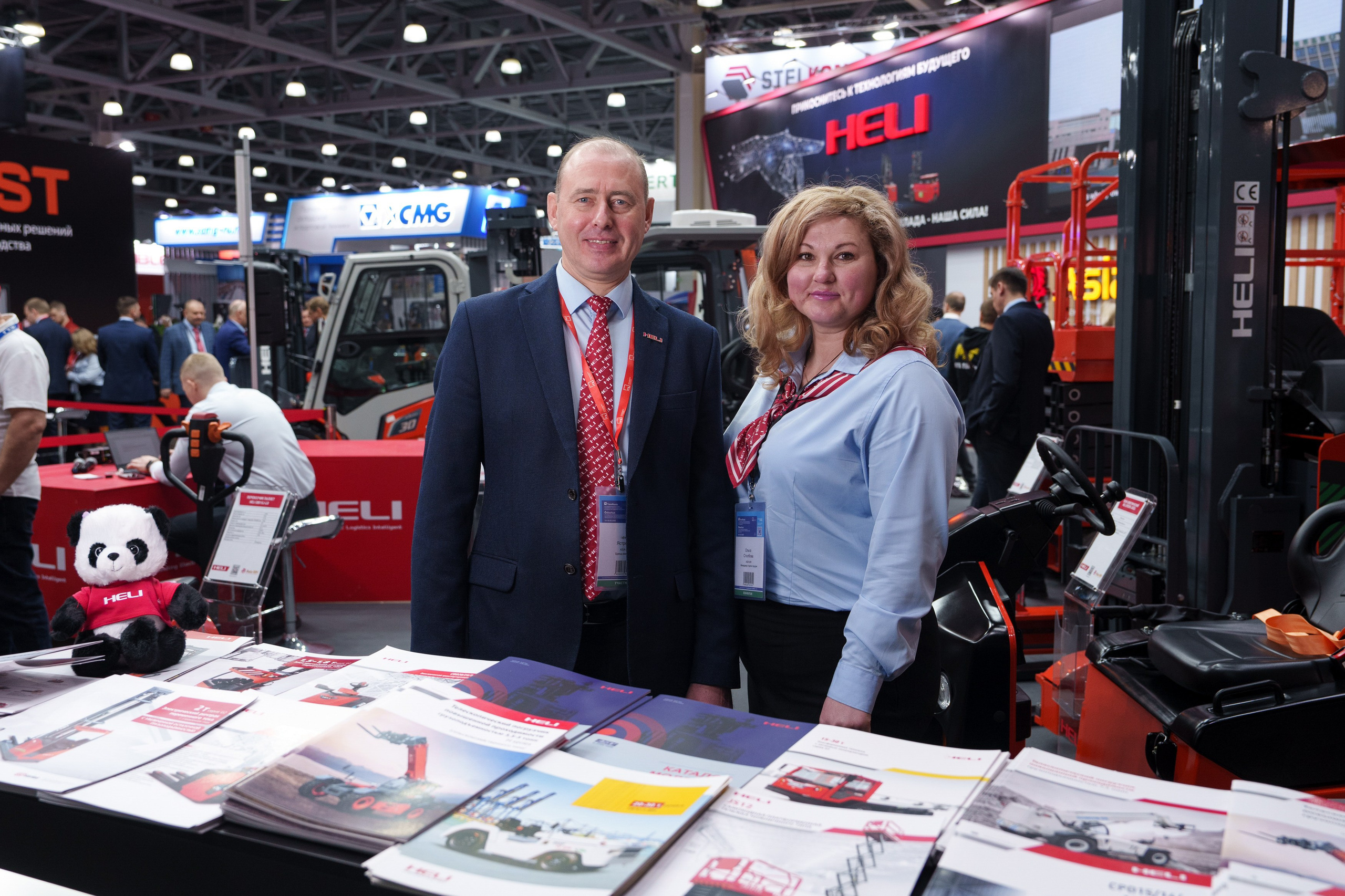 HELI. Стенд в Крокус Экспо. Фотограф Саша Блюз
