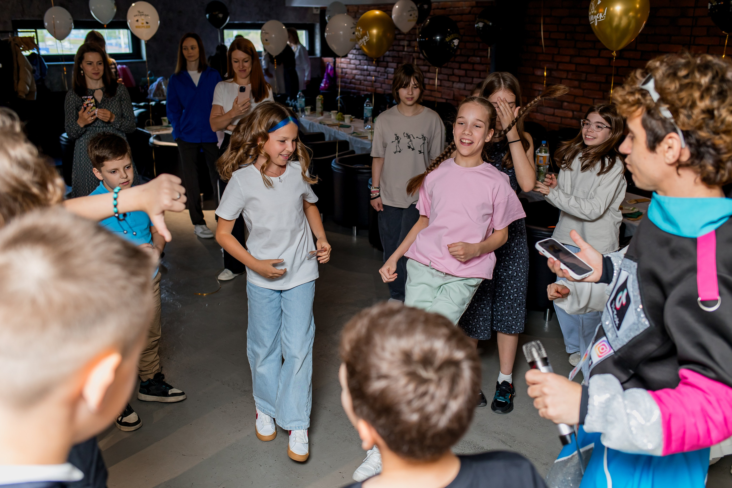 Выпускной 4 класс. Фотограф в Москве Авдеева Мария