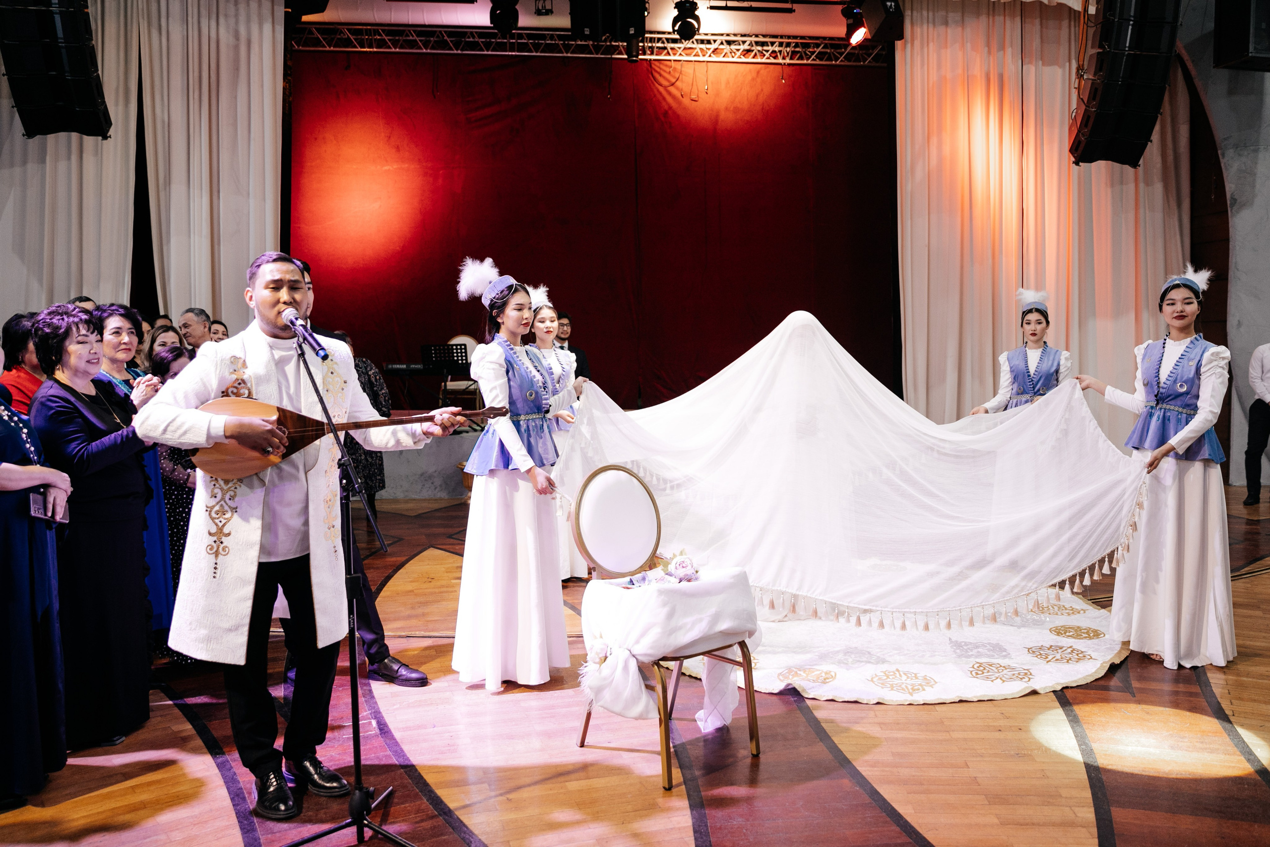 Свадебный банкет Абылайхан и Меруерт. Akkanatart.kz