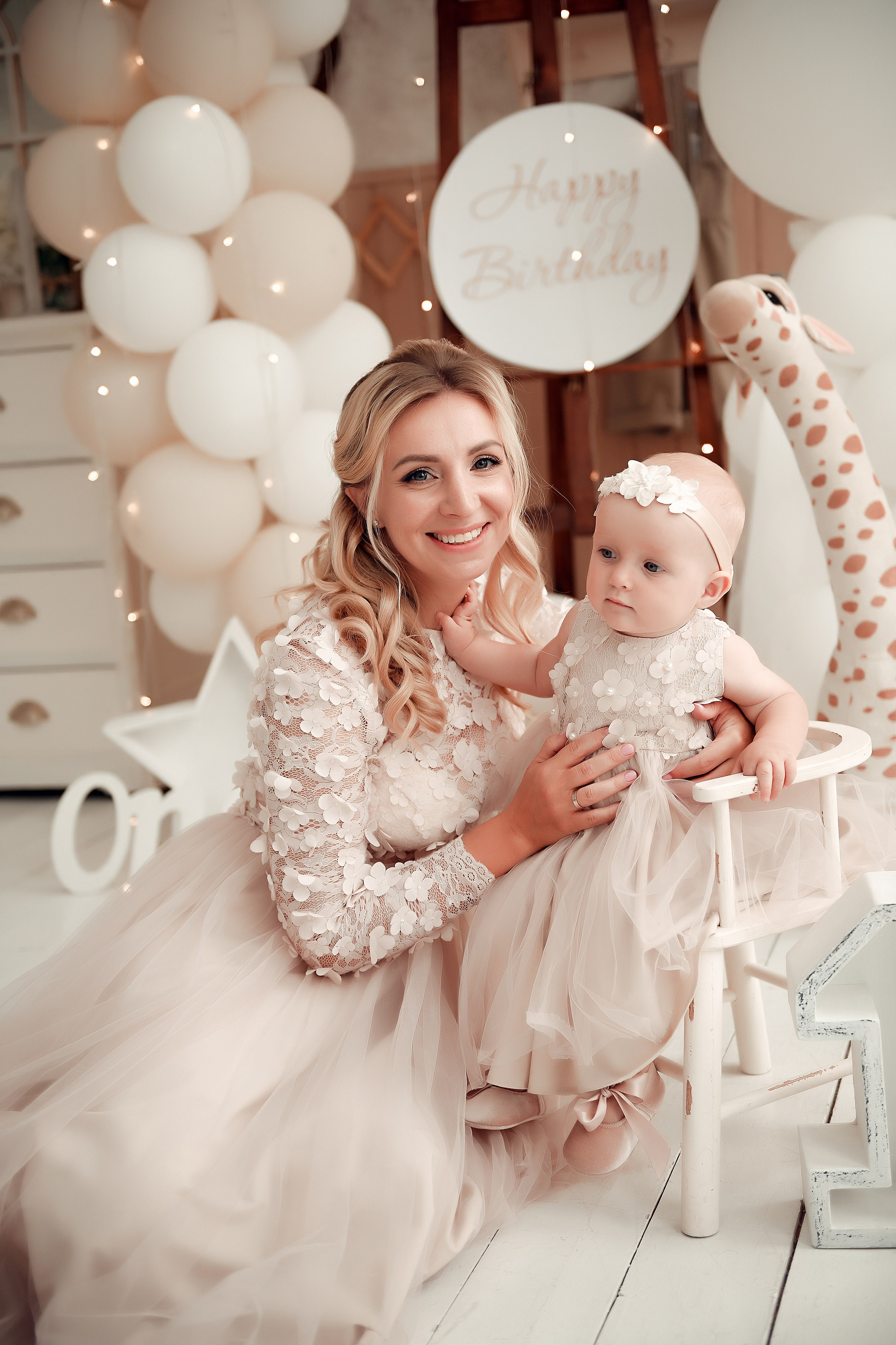 Студийные семейные, детские, индивидуальные фотосессии. Свадебный, семейный, детский, контент фотограф в Омске Максим Ильин