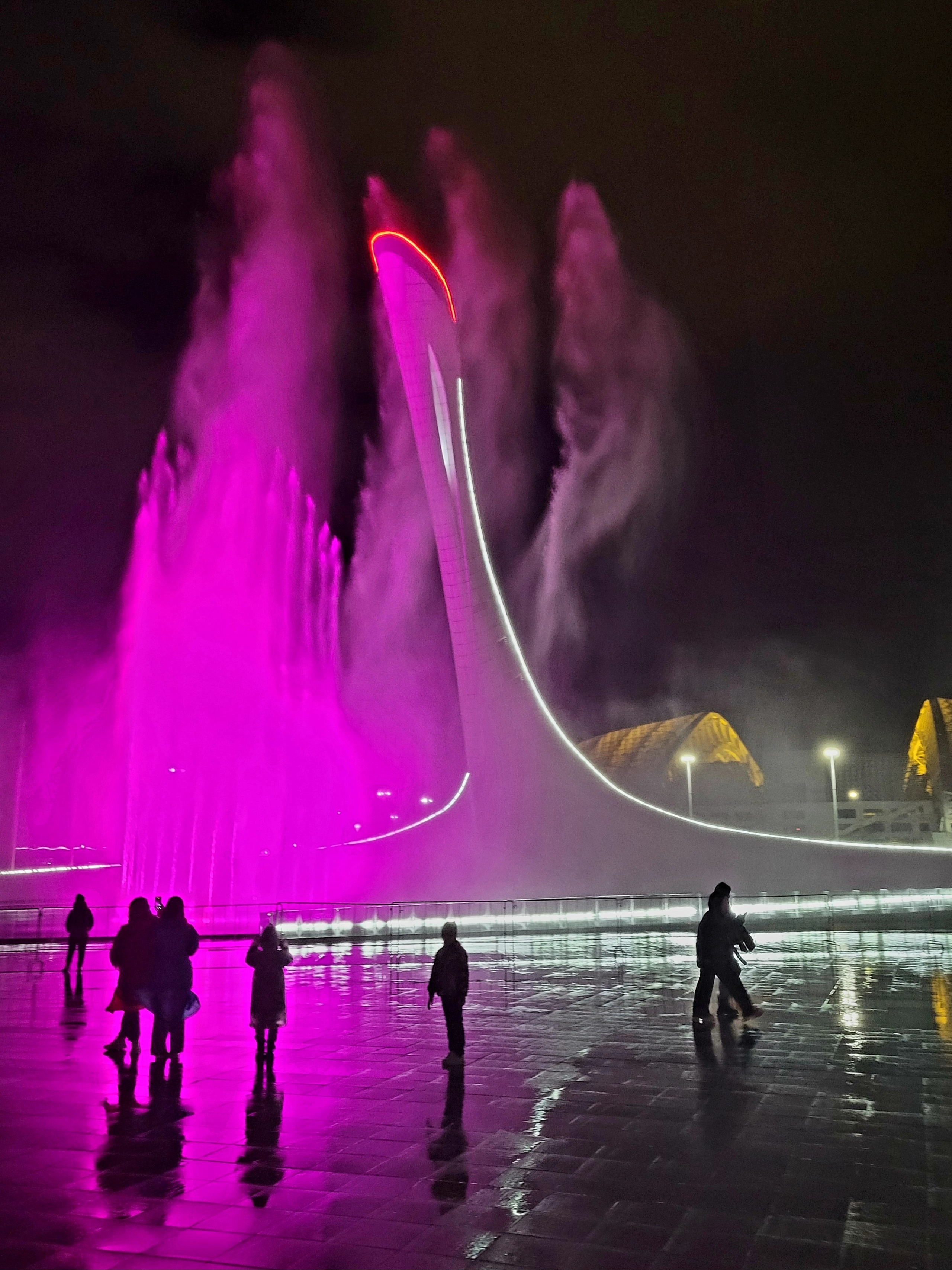 Музыкальное оформление - полностью отечественное