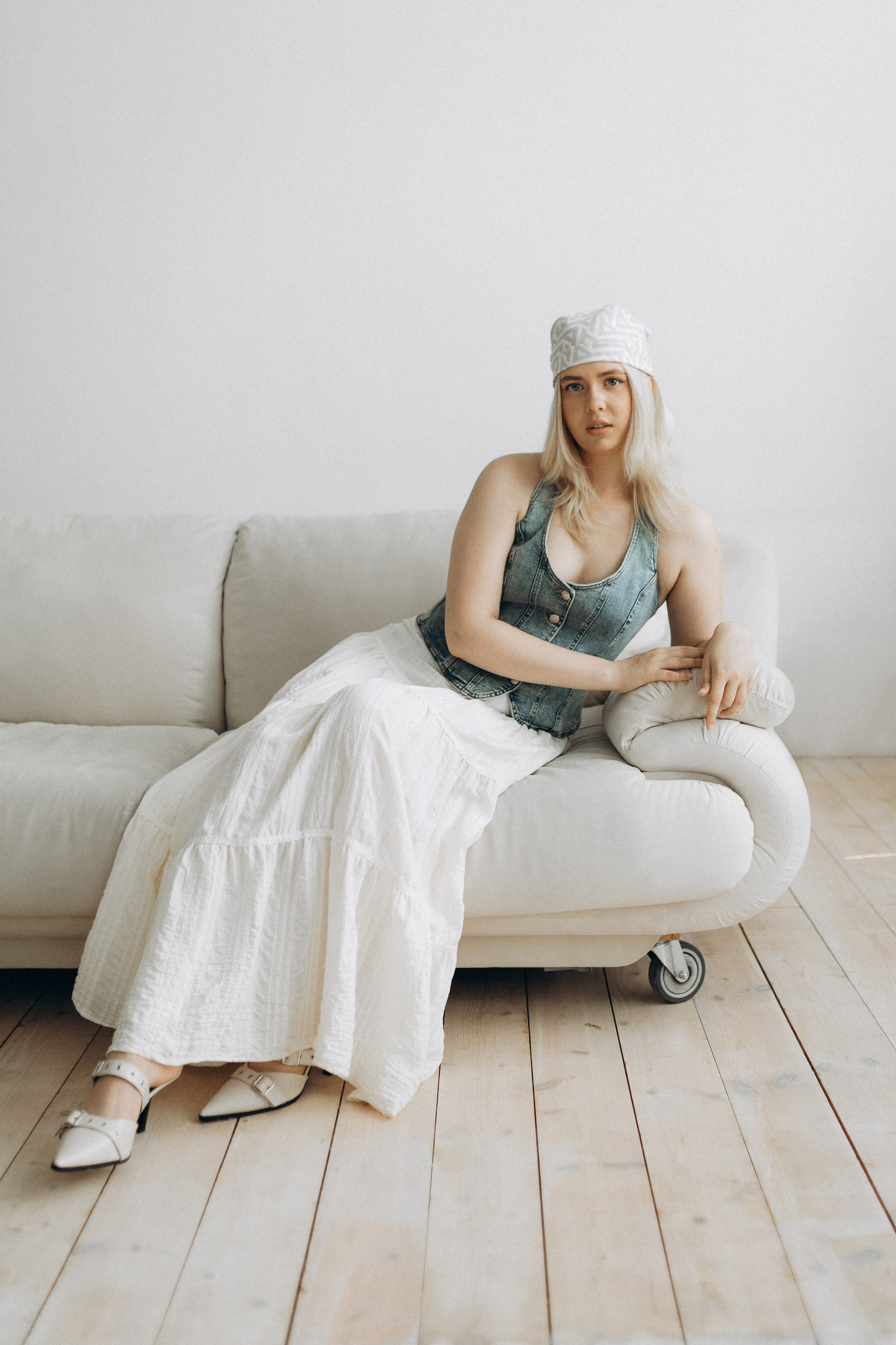 Нежная фотосессия в студии. Фотограф в Санкт-Петербурге и Уфе Алина Шаймухаметова