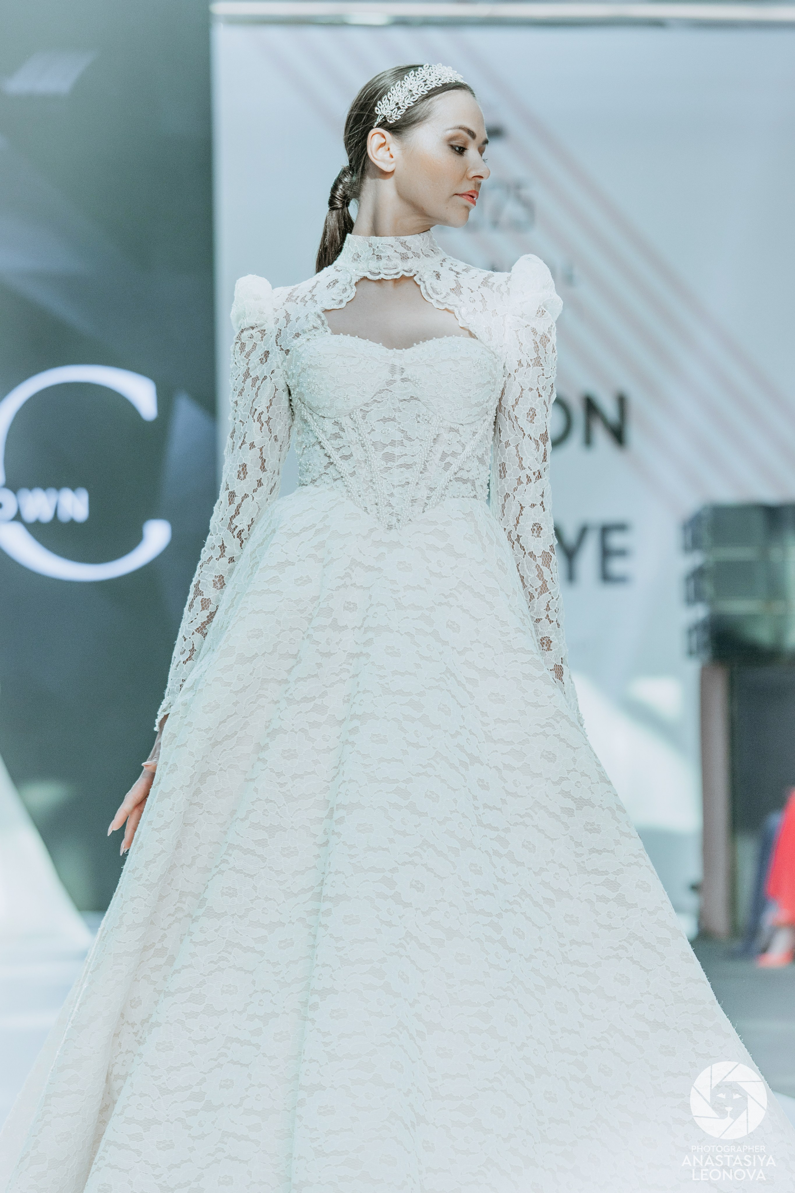 Fashion Week Türkiye [spring, 2025]. Anastasia Leonowa