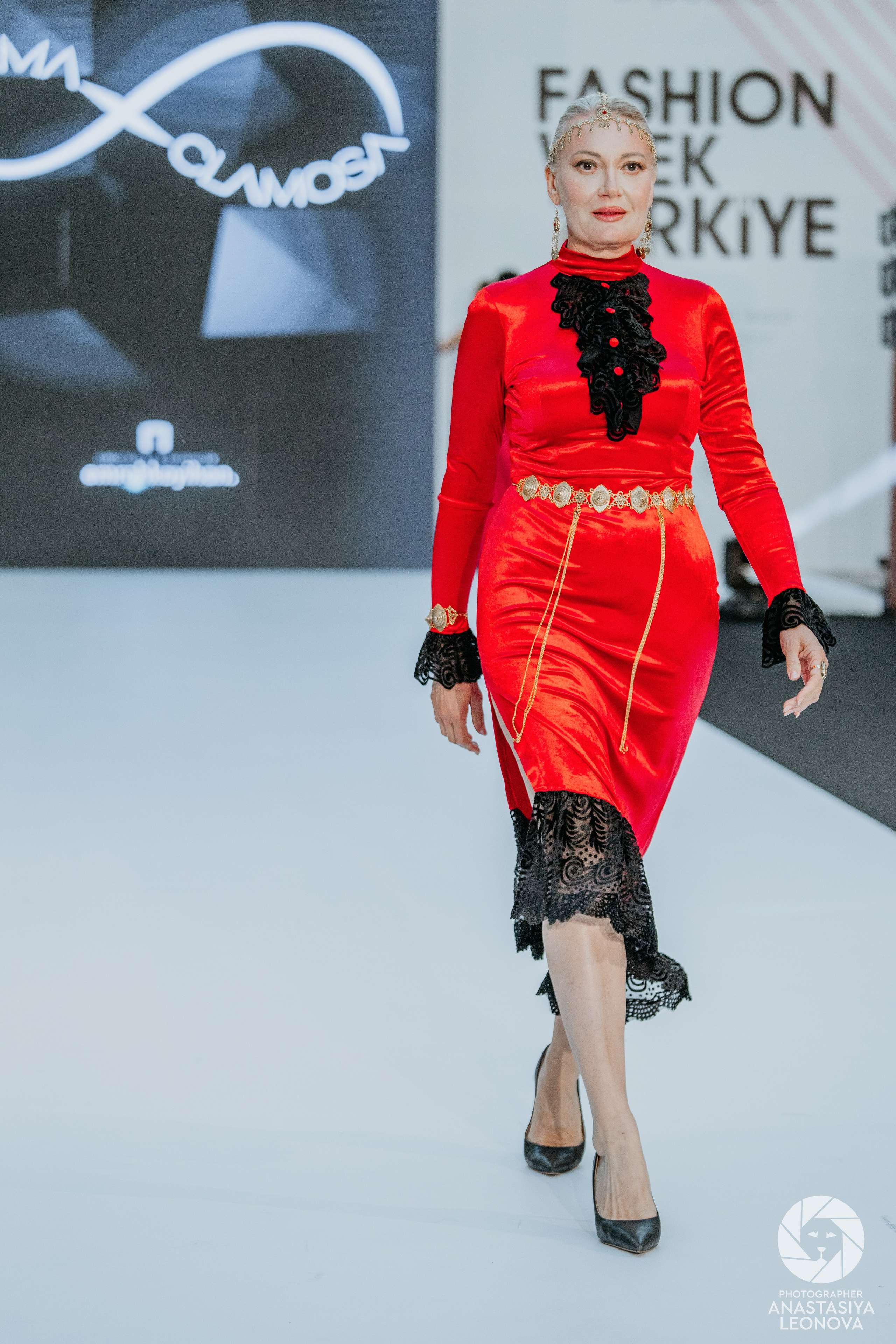 Fashion Week Türkiye [spring, 2025]. Anastasia Leonowa