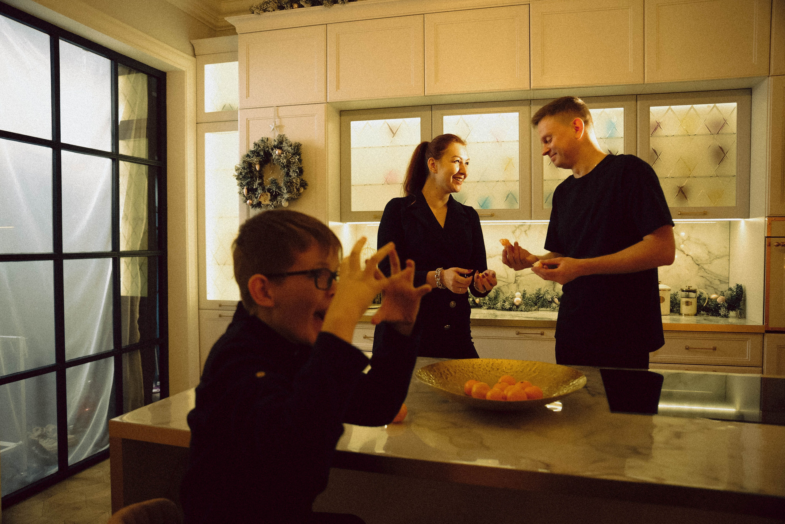 Новогодняя total black. Photographer in Moscow & everywhere in the World Alena Vyalova