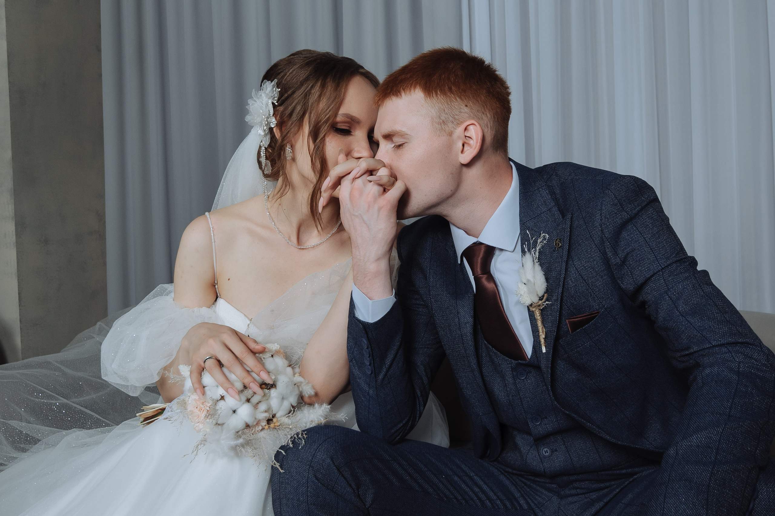 Свадебная съёмка для Ирины и Николая. Сборы в отеле. Свадебный и семейный фотограф г. Ярославль Савинская Анастасия