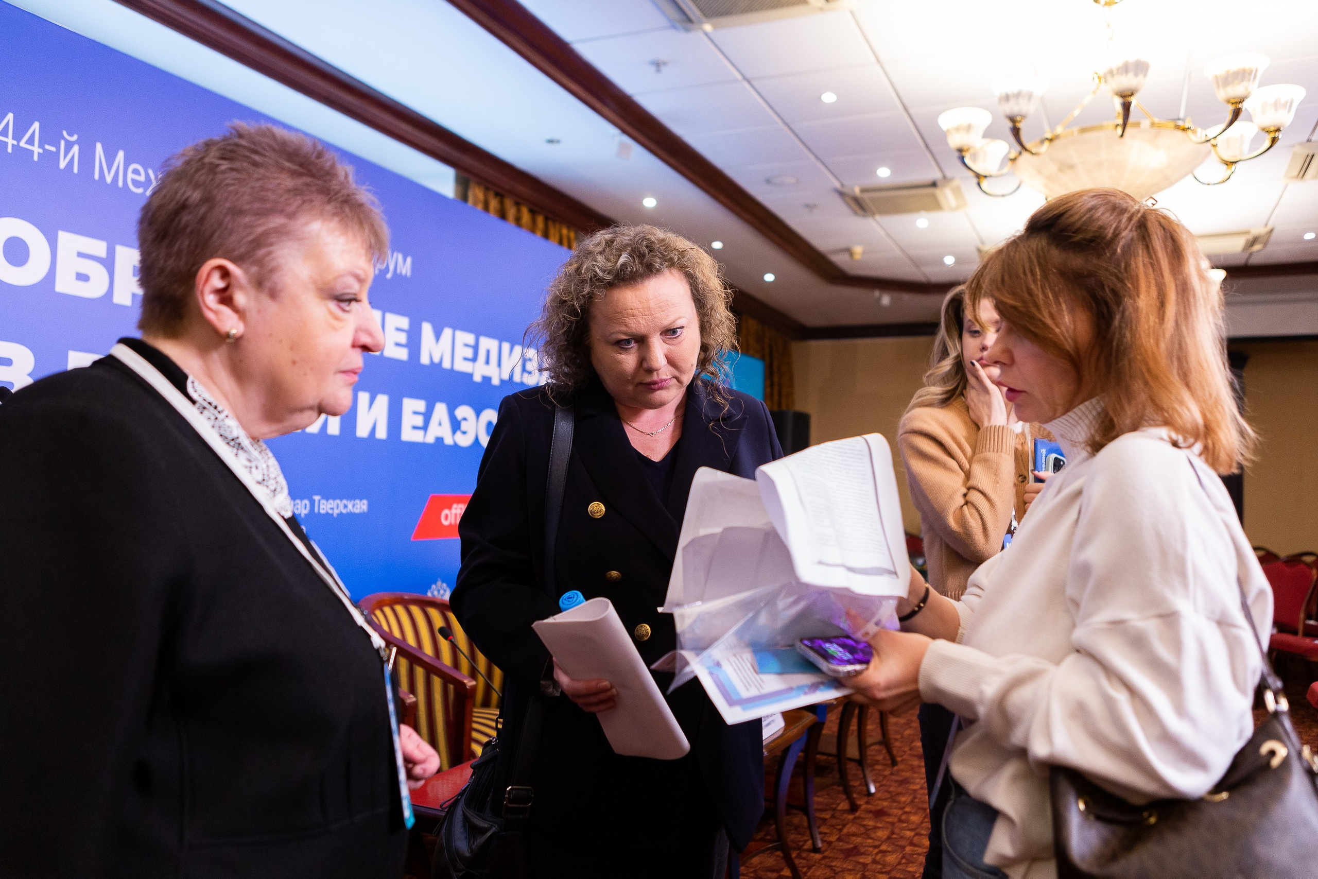 Деловые репортажи. VICTOR SAPOZHNIKOV