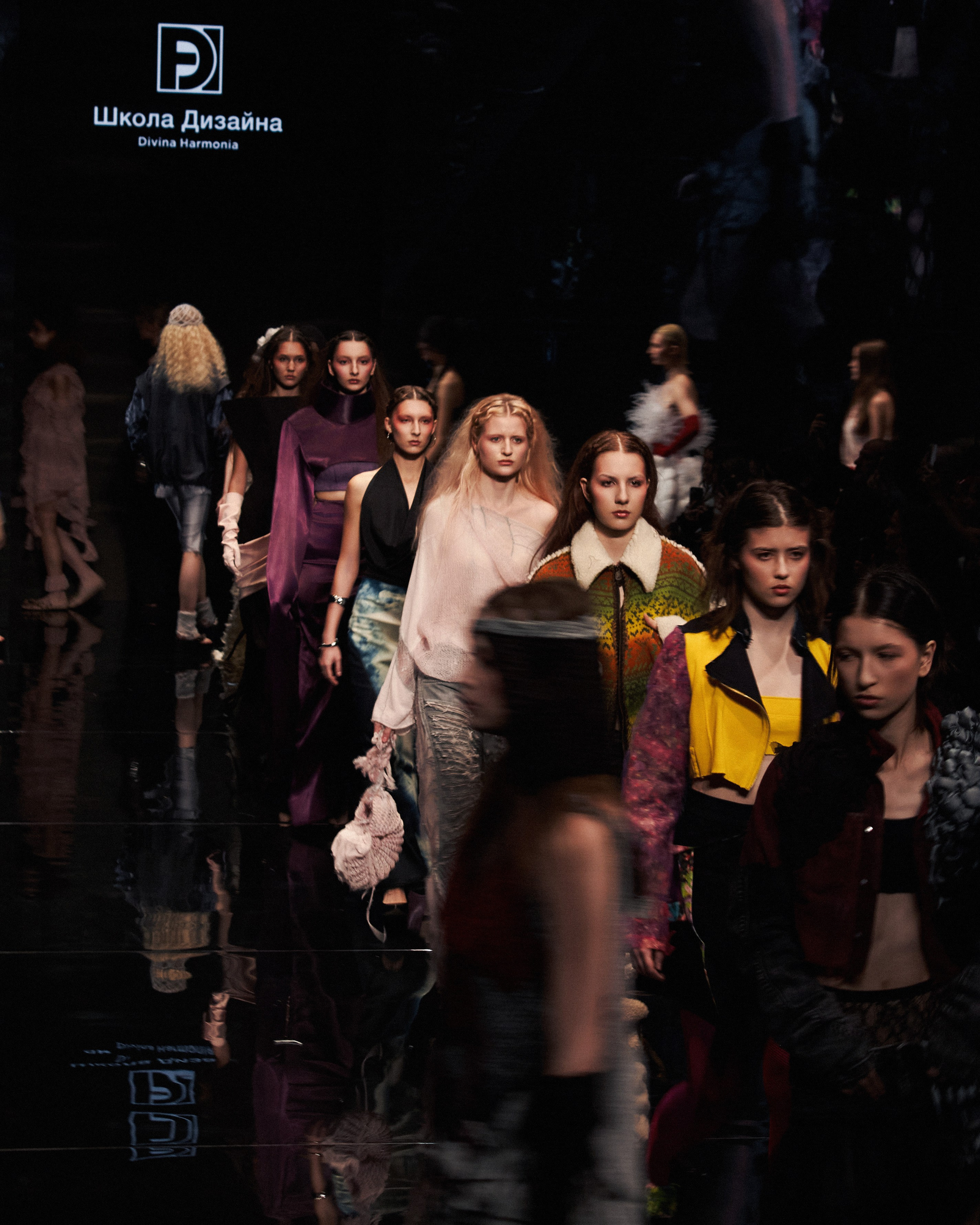 ST. PETERSBURG FASHION WEEK'2025. VERONIKA TIKHOMIROVA | PHOTOGRAPHER