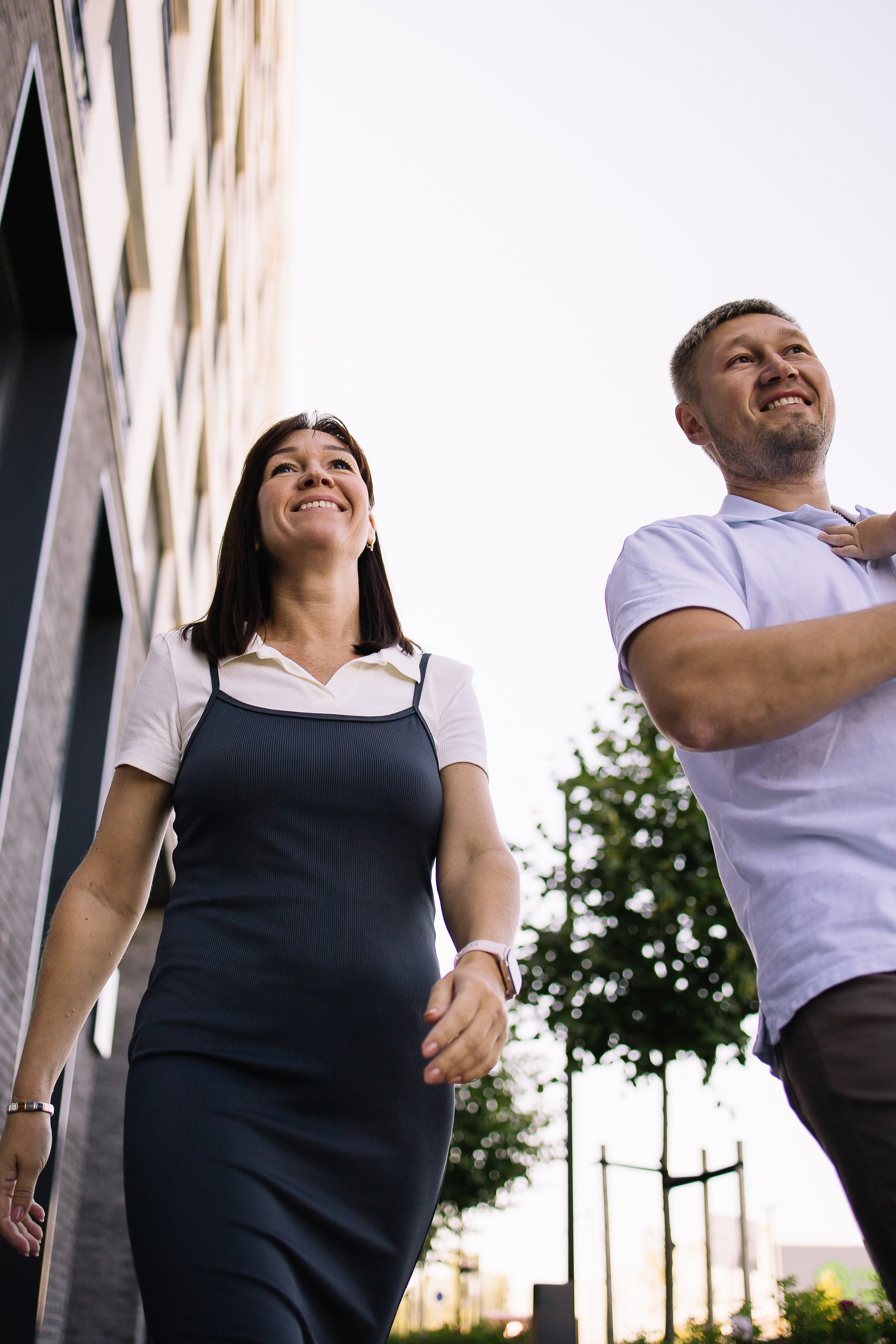 Утренняя семейная прогулка в Михайловском парк-квартале. Семейный фотограф в Томске Максимова Екатерина