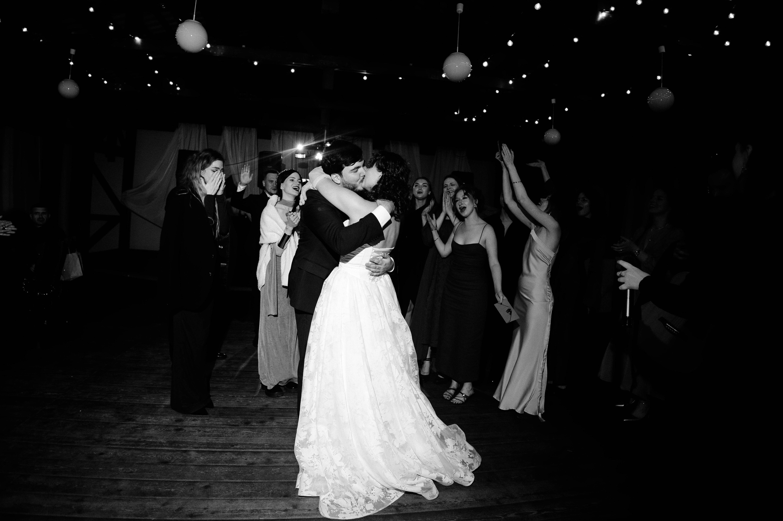 Железобетонно. Свадебный фотограф видеограф Новосибирск Кемерово Калининград